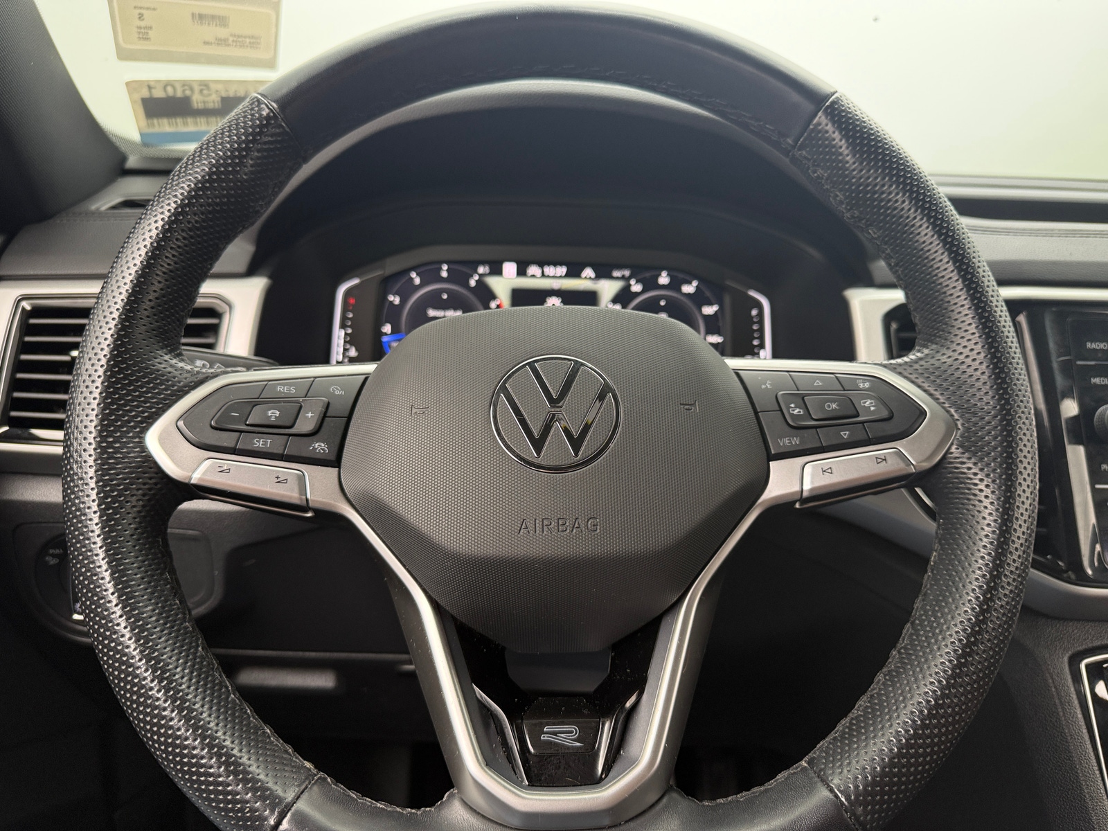 Thumbnail: 2022 Volkswagen Atlas - 5