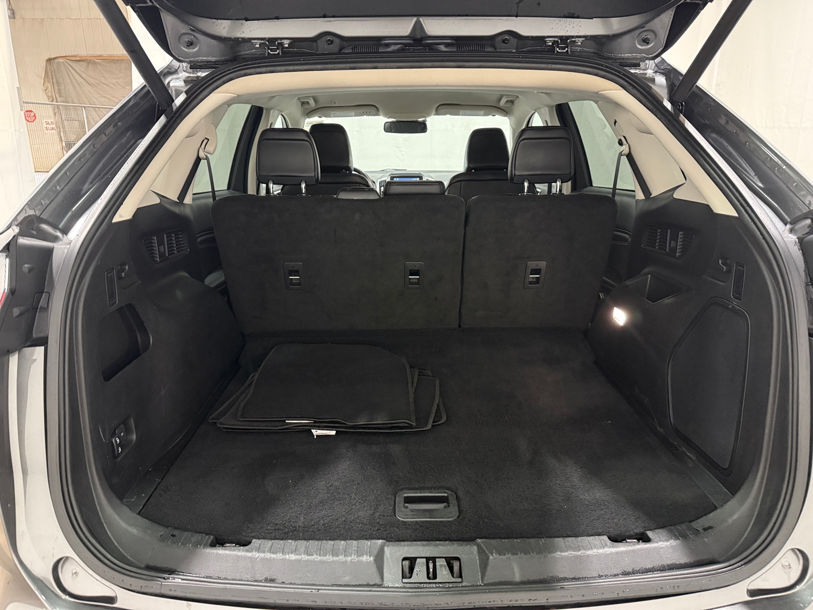 Thumbnail: 2024 Ford Edge - 6