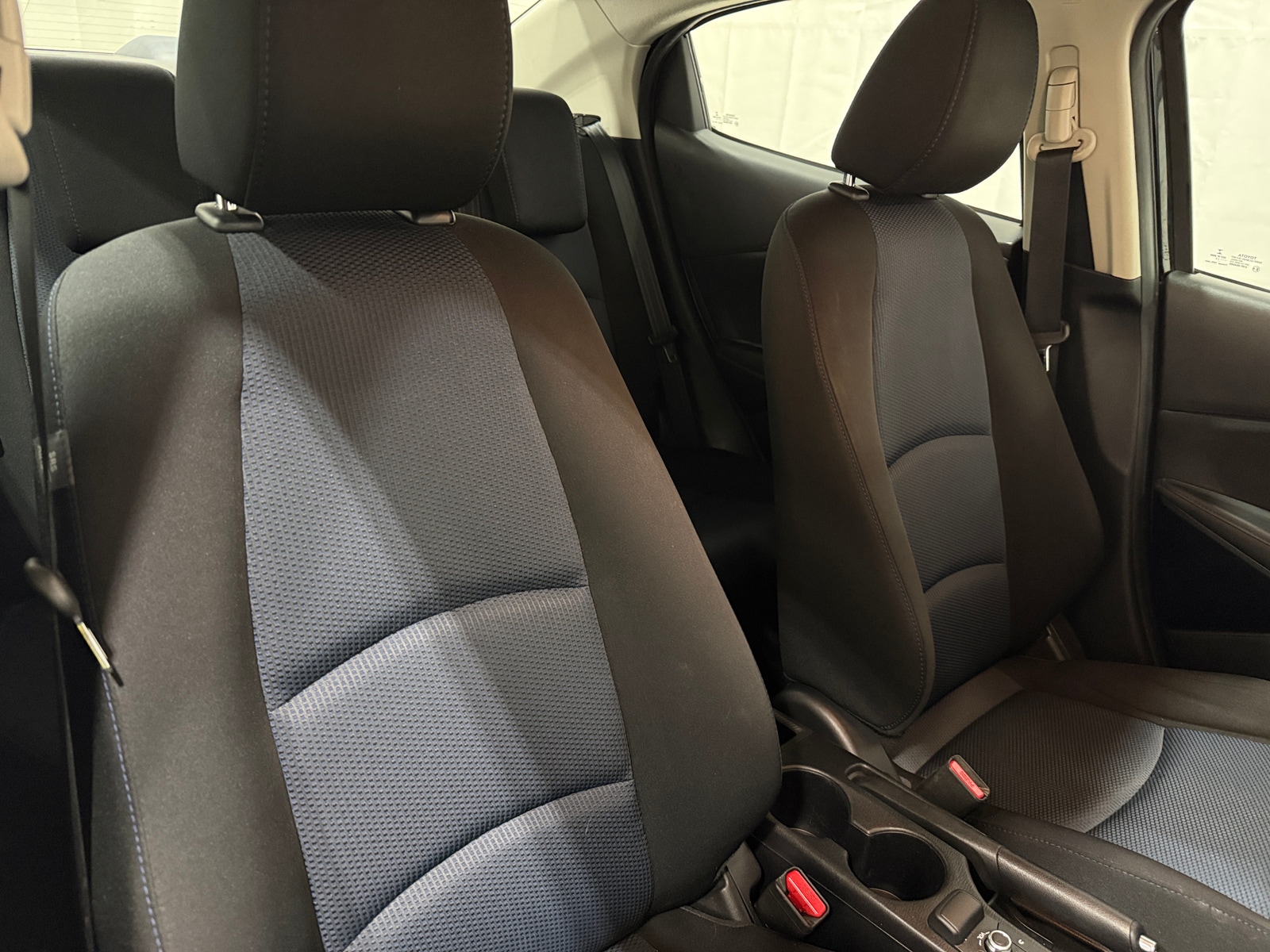 Thumbnail: 2017 Toyota Yaris iA - 2
