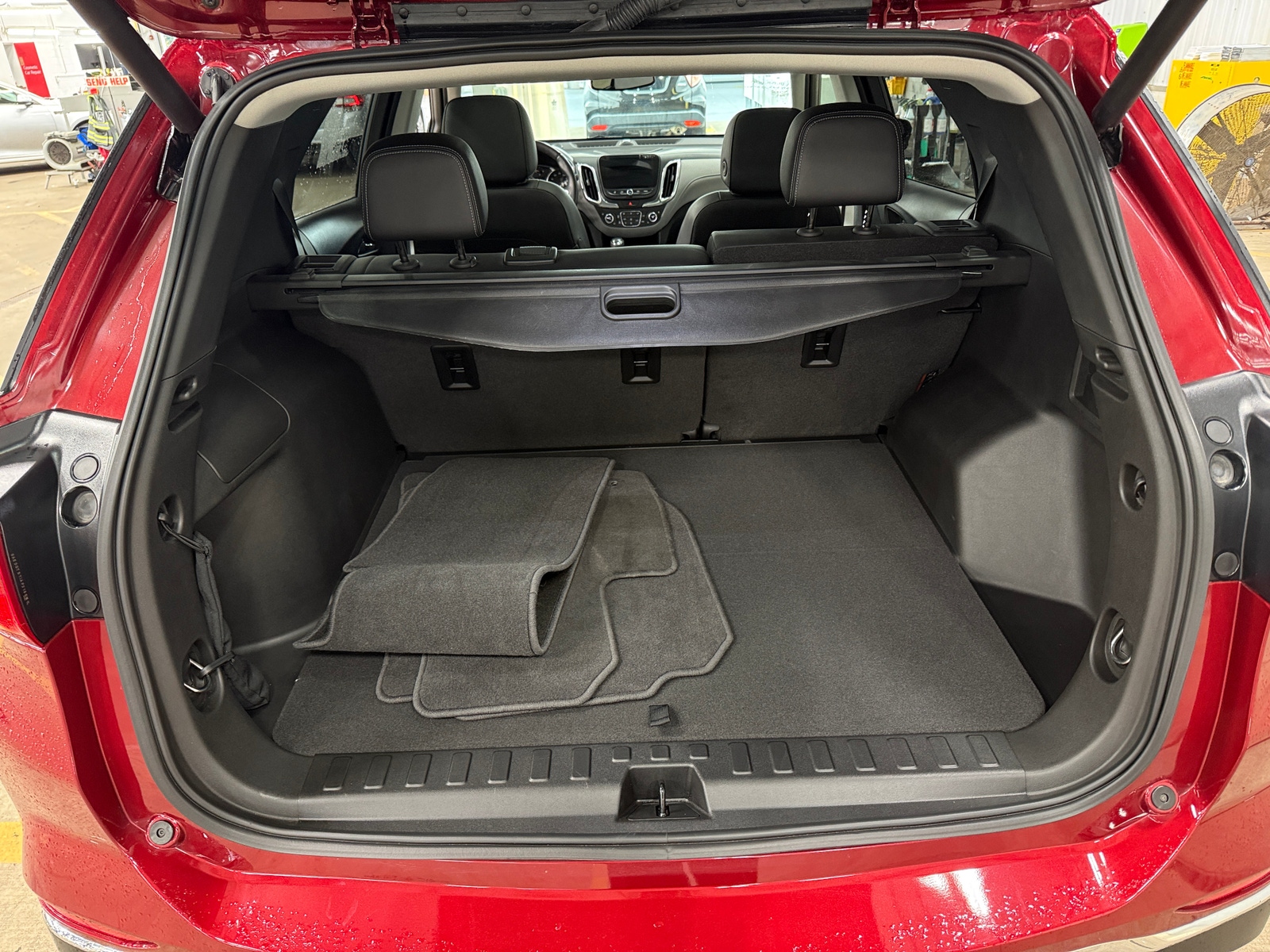 Thumbnail: 2021 Chevrolet Equinox - 6