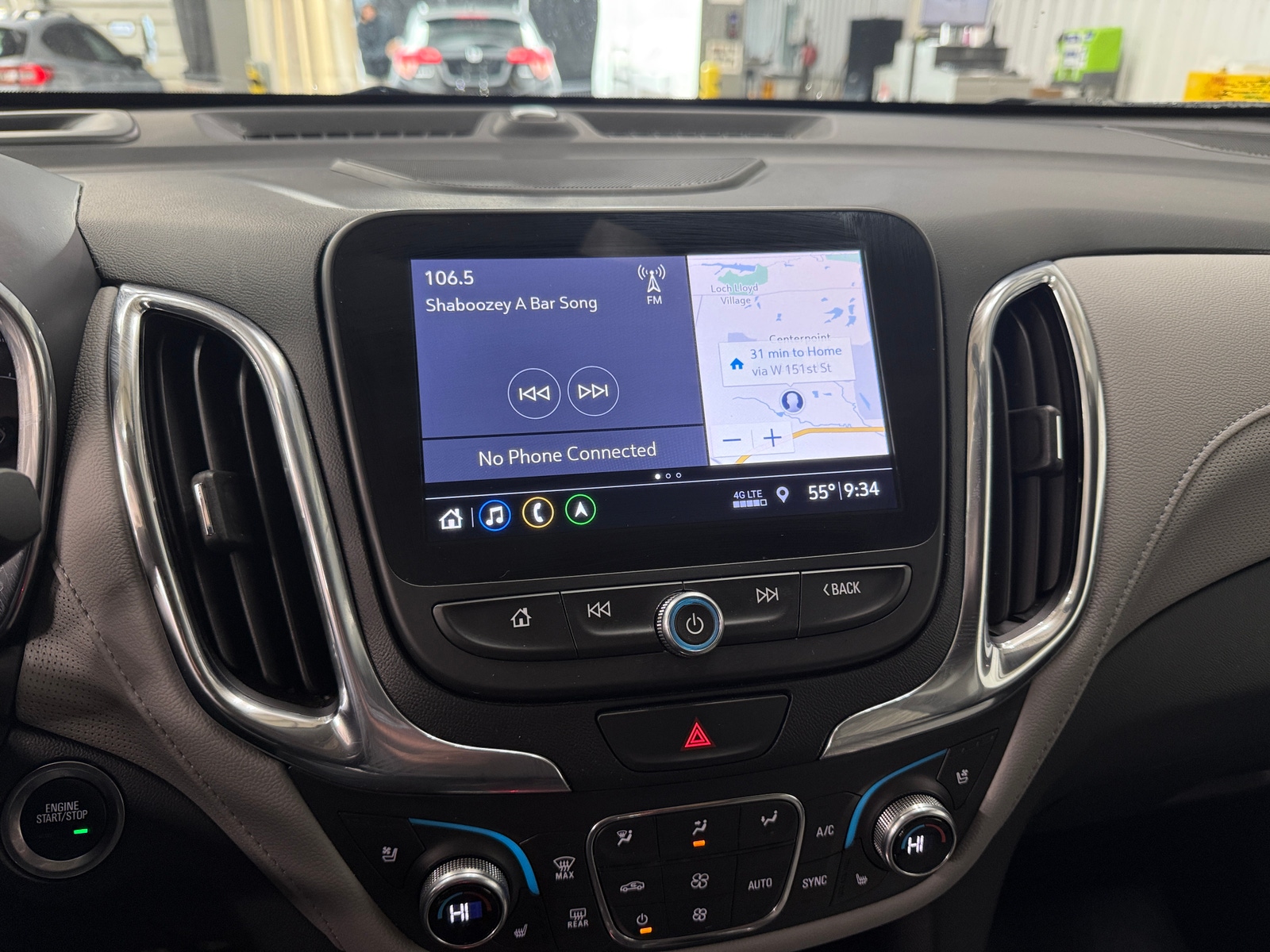 Thumbnail: 2021 Chevrolet Equinox - 3