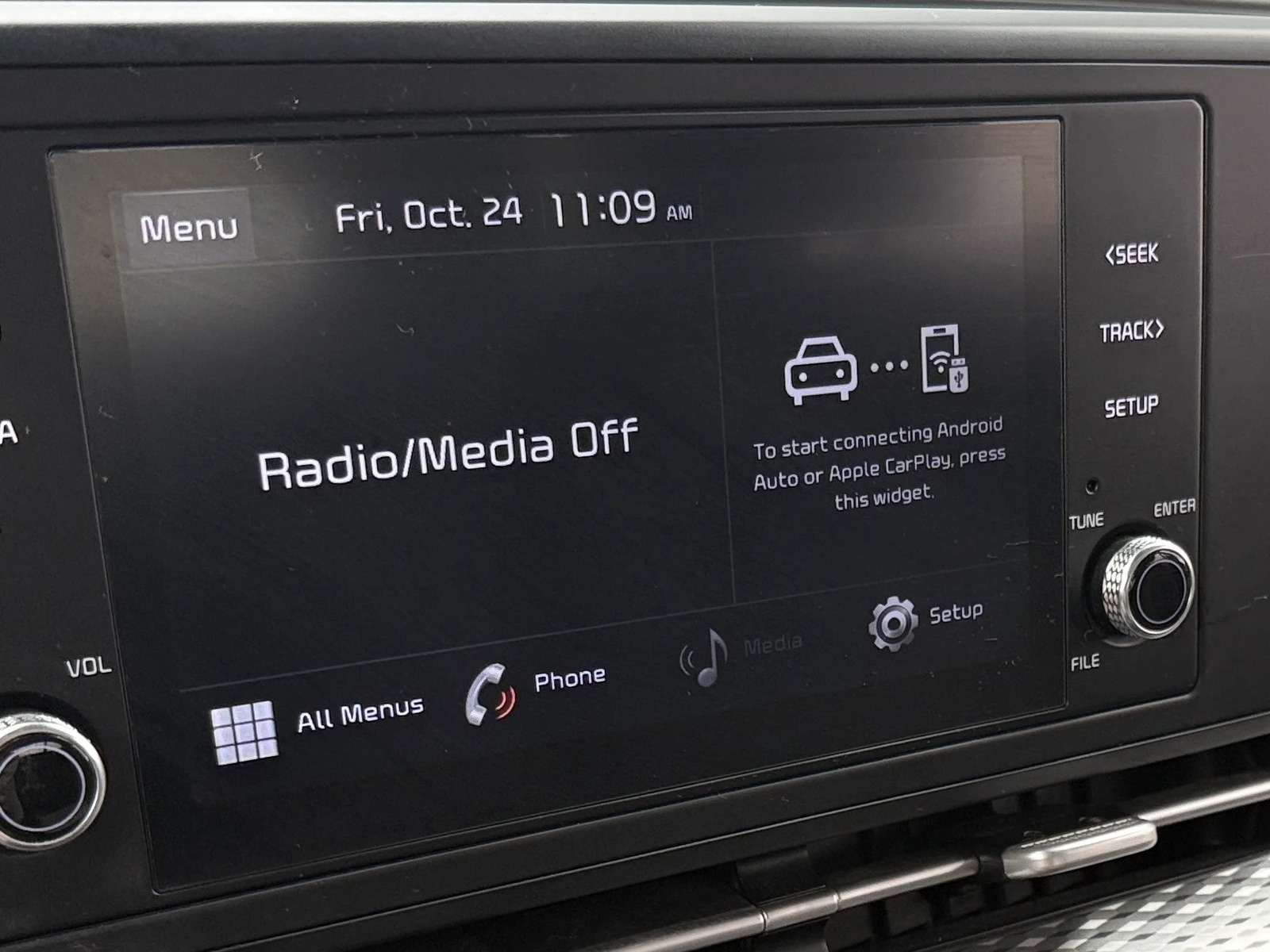 Thumbnail: 2022 Kia Carnival - 4