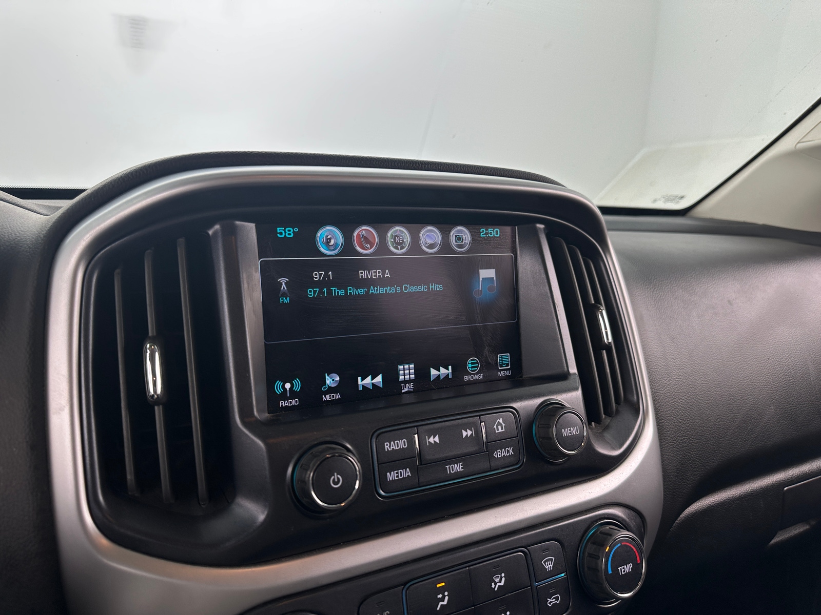 Thumbnail: 2018 Chevrolet Colorado - 4