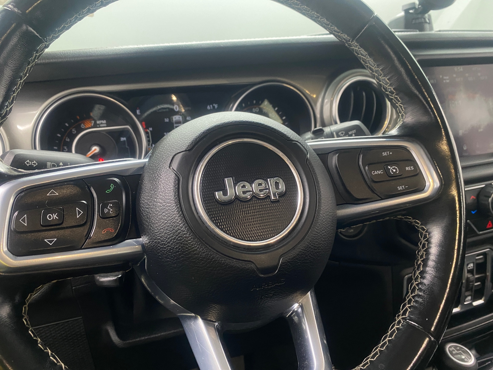 Thumbnail: 2020 Jeep Wrangler - 5