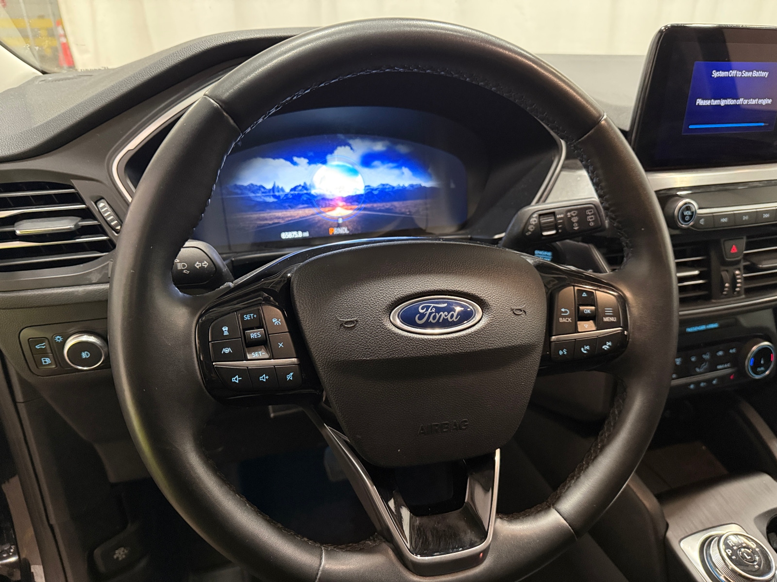 Thumbnail: 2022 Ford Escape - 4