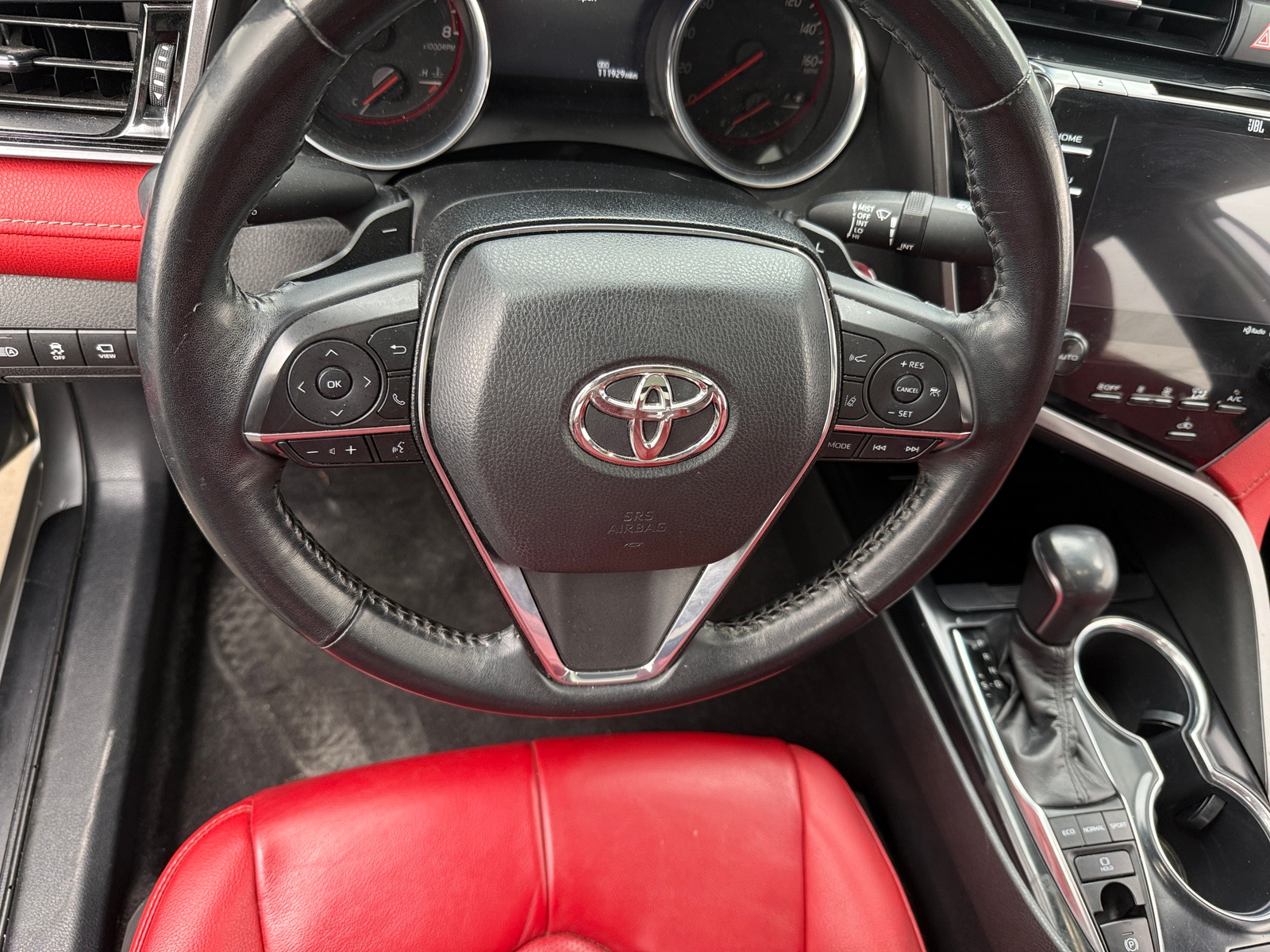 Thumbnail: 2019 Toyota Camry - 4