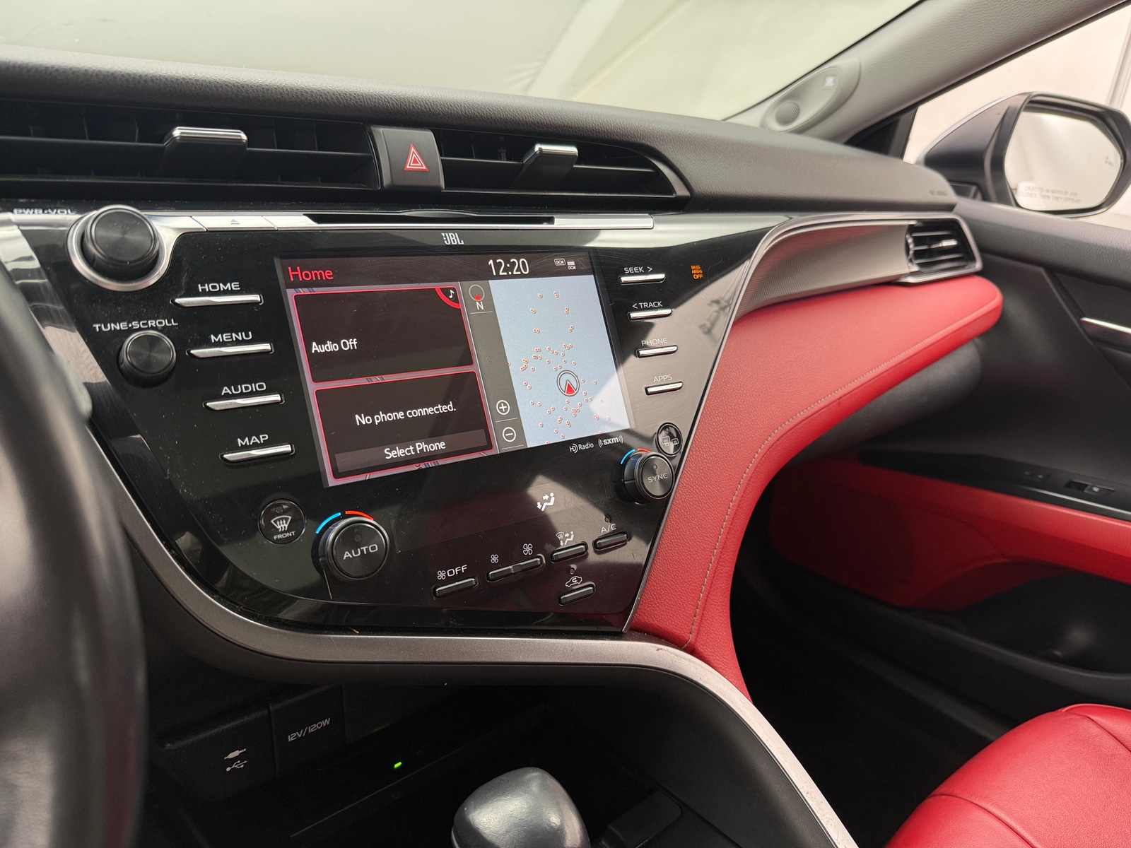 Thumbnail: 2019 Toyota Camry - 3