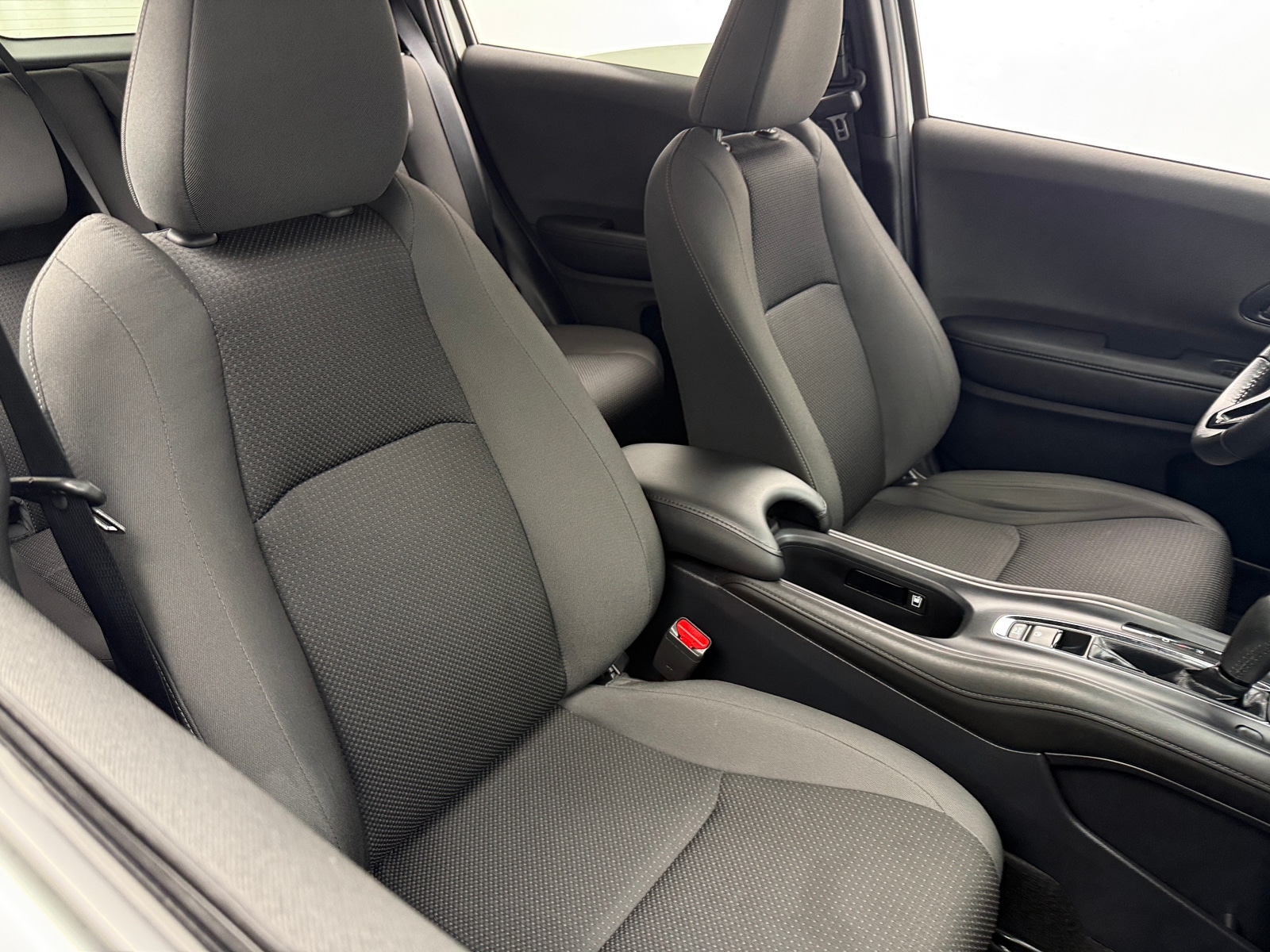 Thumbnail: 2022 Honda HR-V - 2