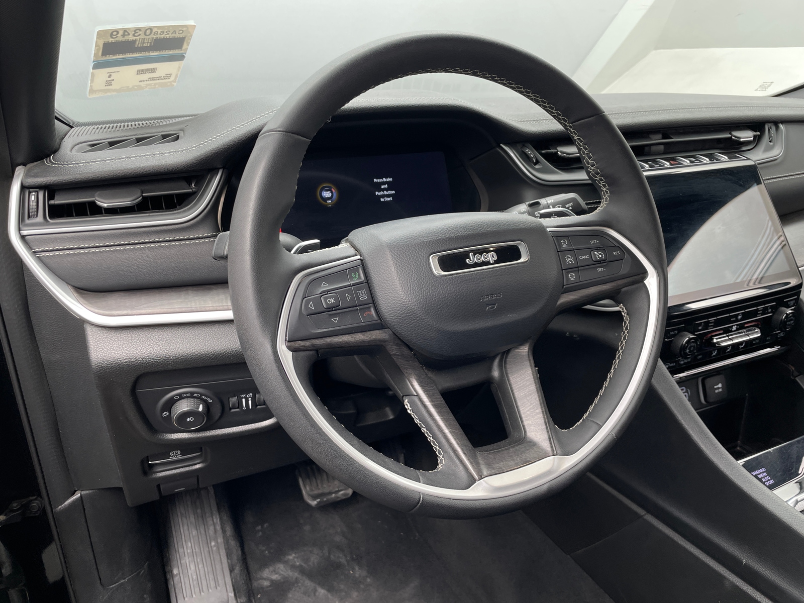 Thumbnail: 2024 Jeep Grand Cherokee - 4