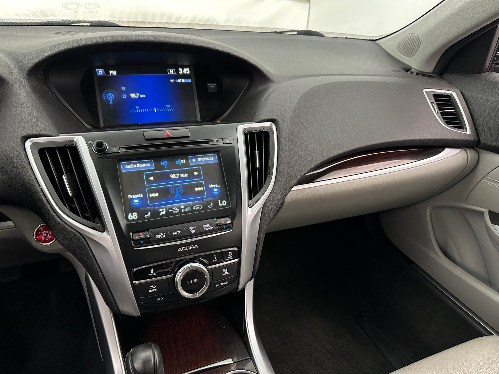 Thumbnail: 2015 Acura TLX - 3