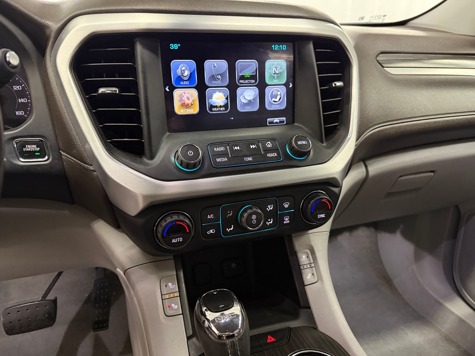 Thumbnail: 2019 GMC Acadia - 3