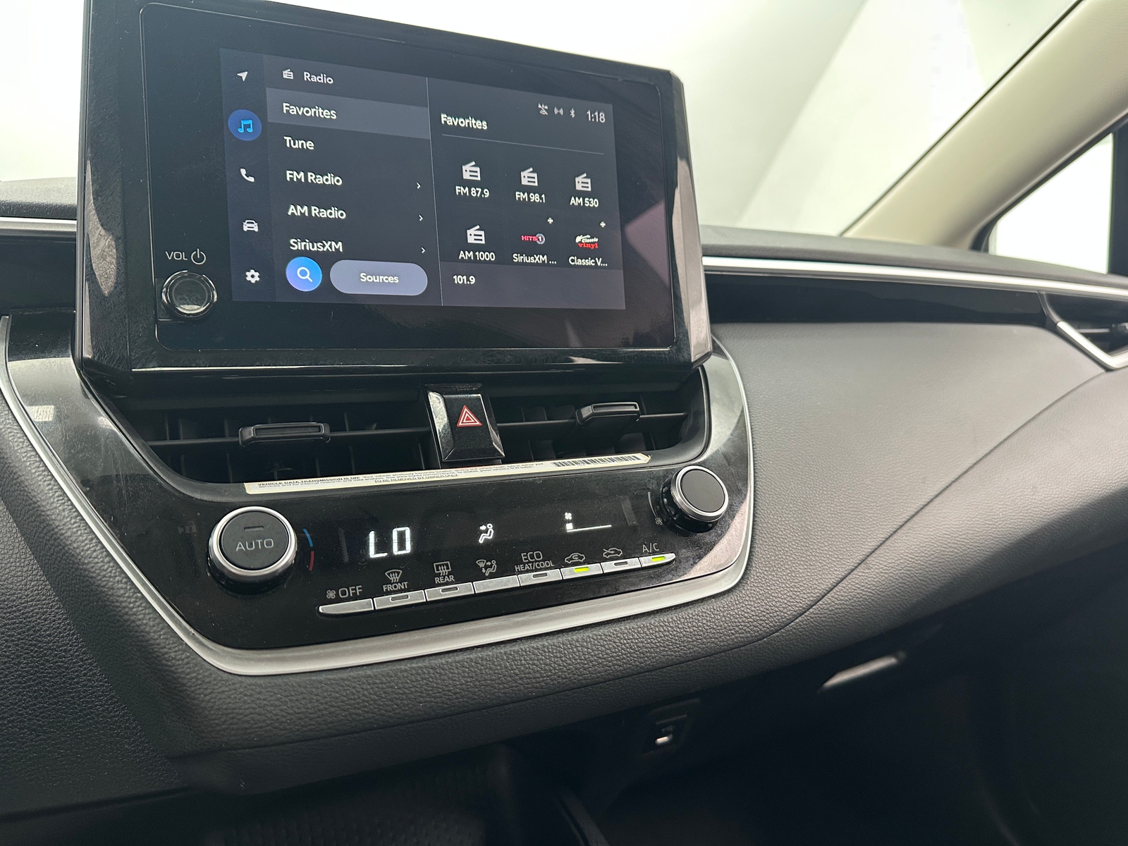 Thumbnail: 2024 Toyota Corolla - 4