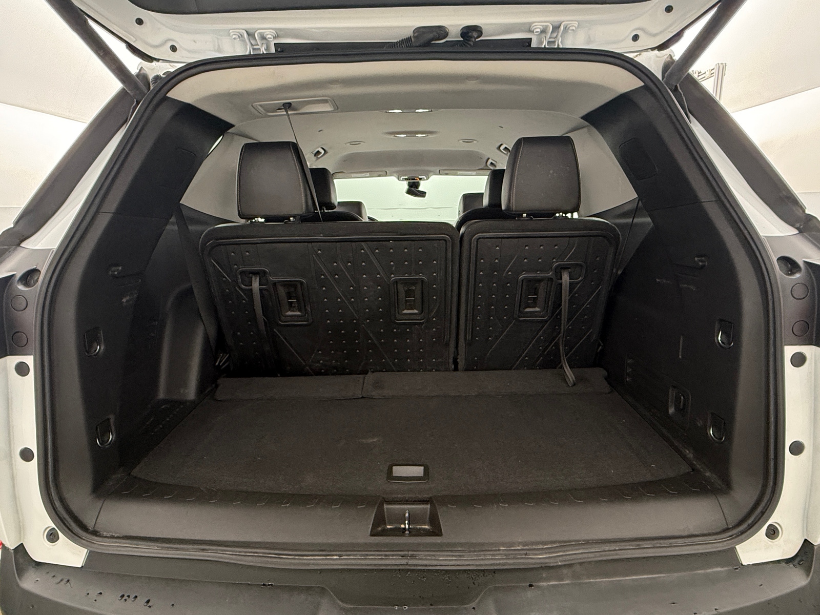 Thumbnail: 2021 Chevrolet Traverse - 6