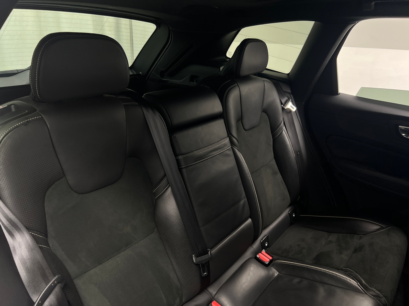 Thumbnail: 2019 Volvo XC60 - 6