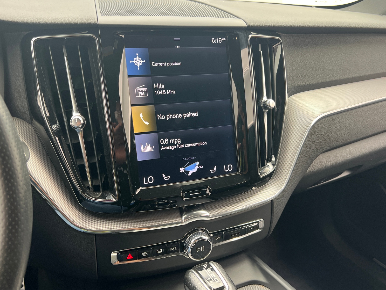 Thumbnail: 2019 Volvo XC60 - 4