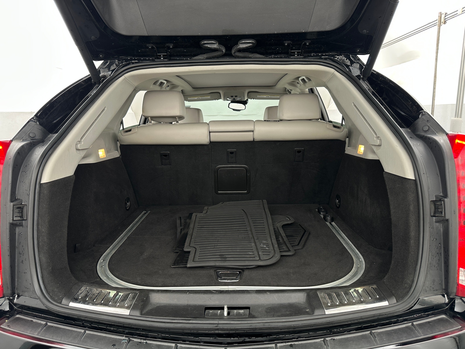 Thumbnail: 2016 Cadillac SRX - 6