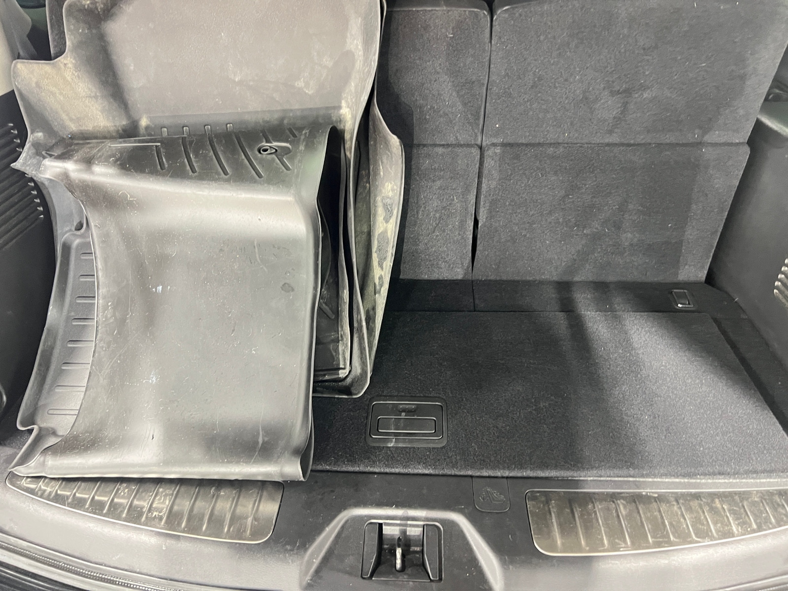 Thumbnail: 2018 Nissan Armada - 6