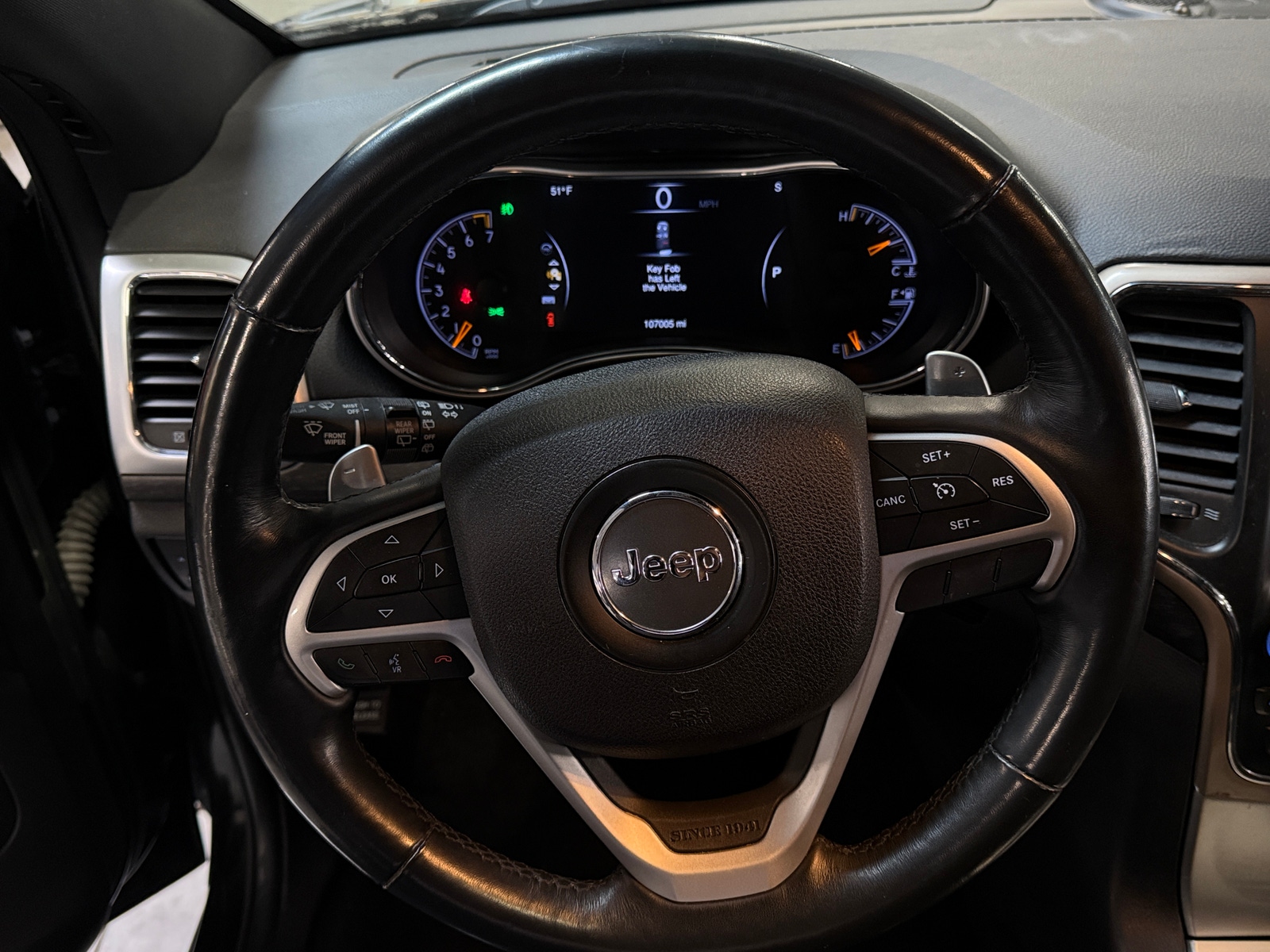 Thumbnail: 2015 Jeep Grand Cherokee - 4