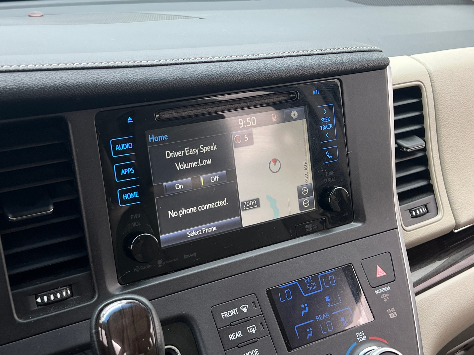 Thumbnail: 2017 Toyota Sienna - 3