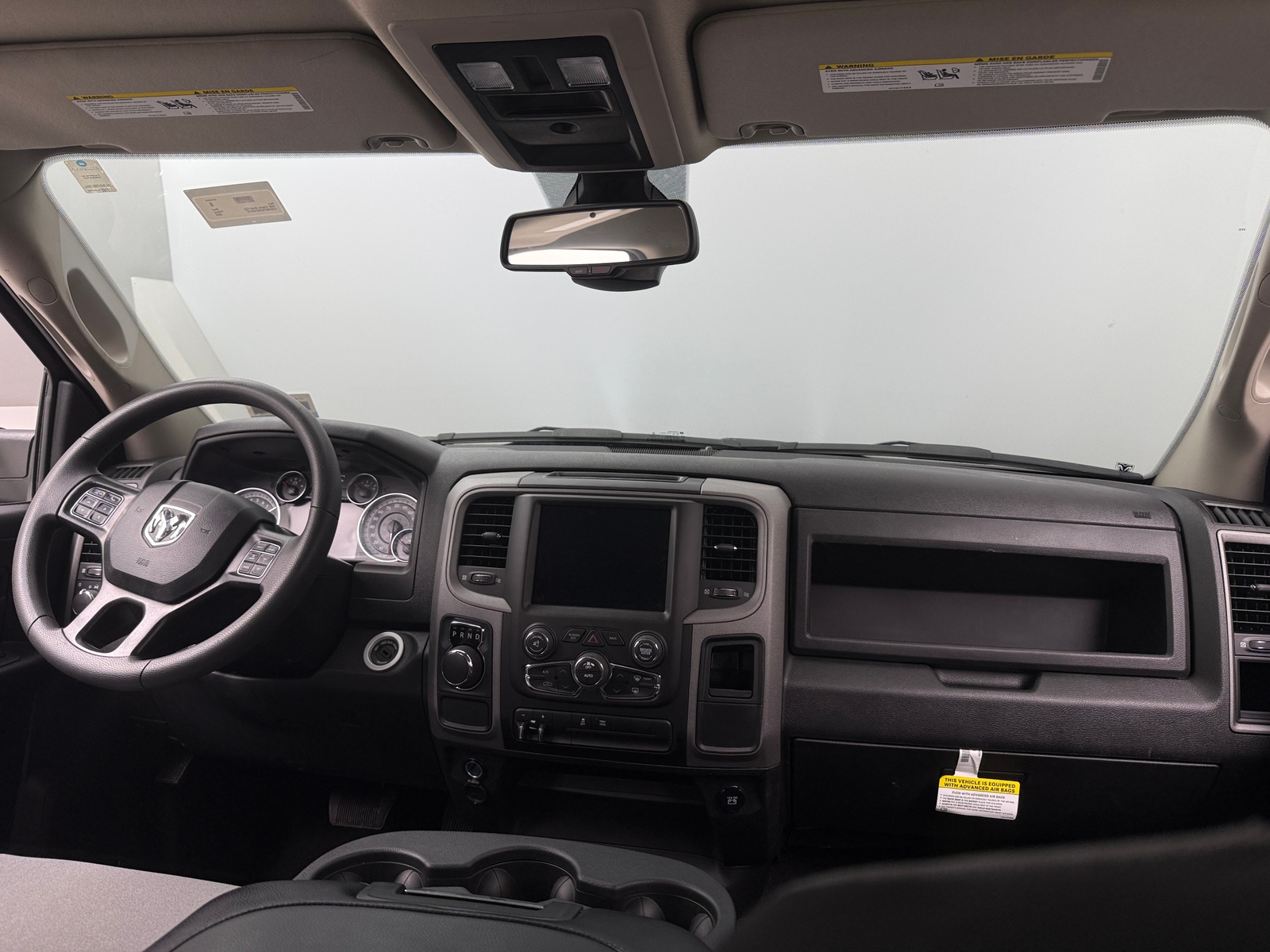 Thumbnail: 2024 RAM 1500 Classic - 3