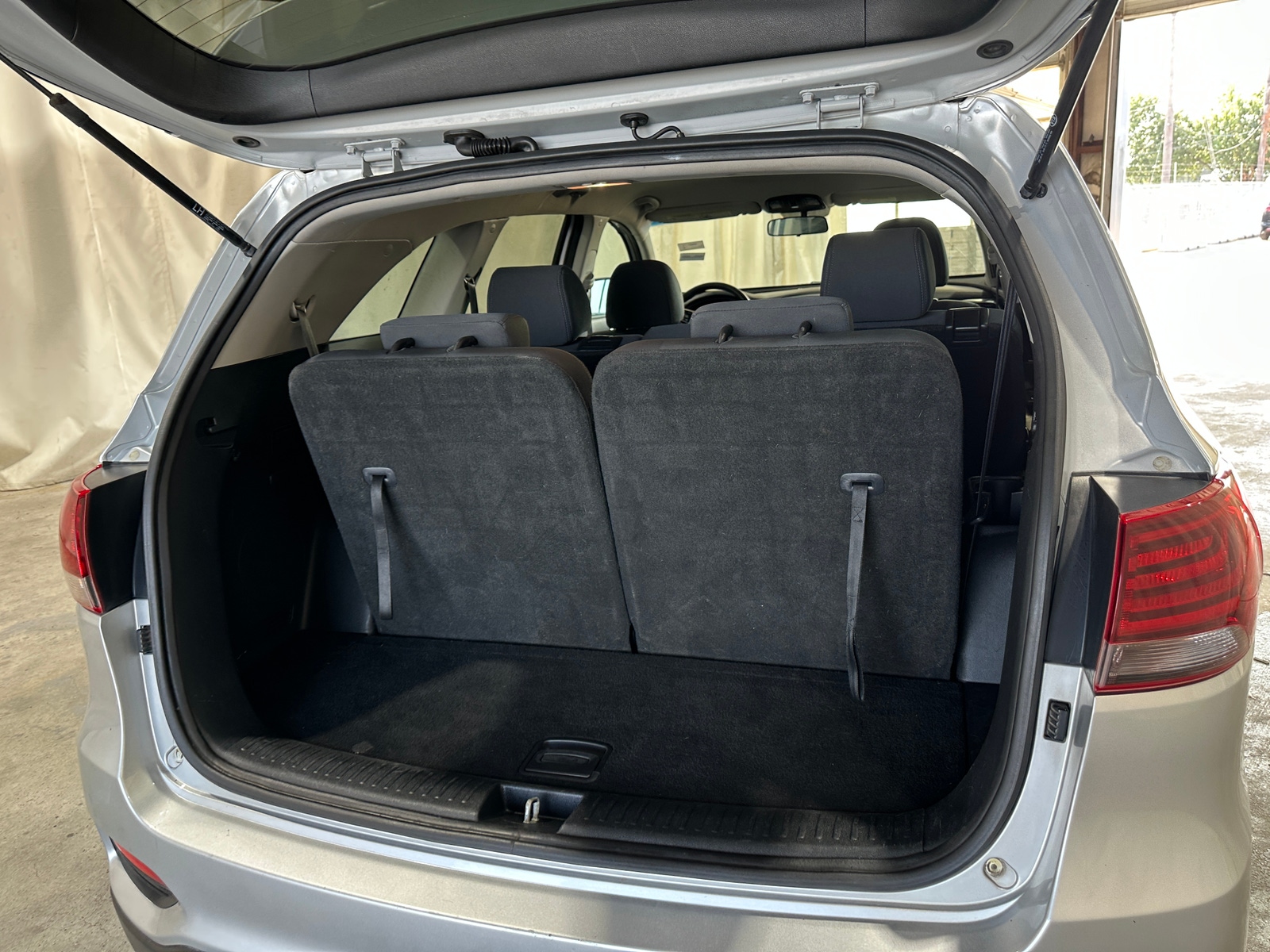 Thumbnail: 2020 Kia Sorento - 7