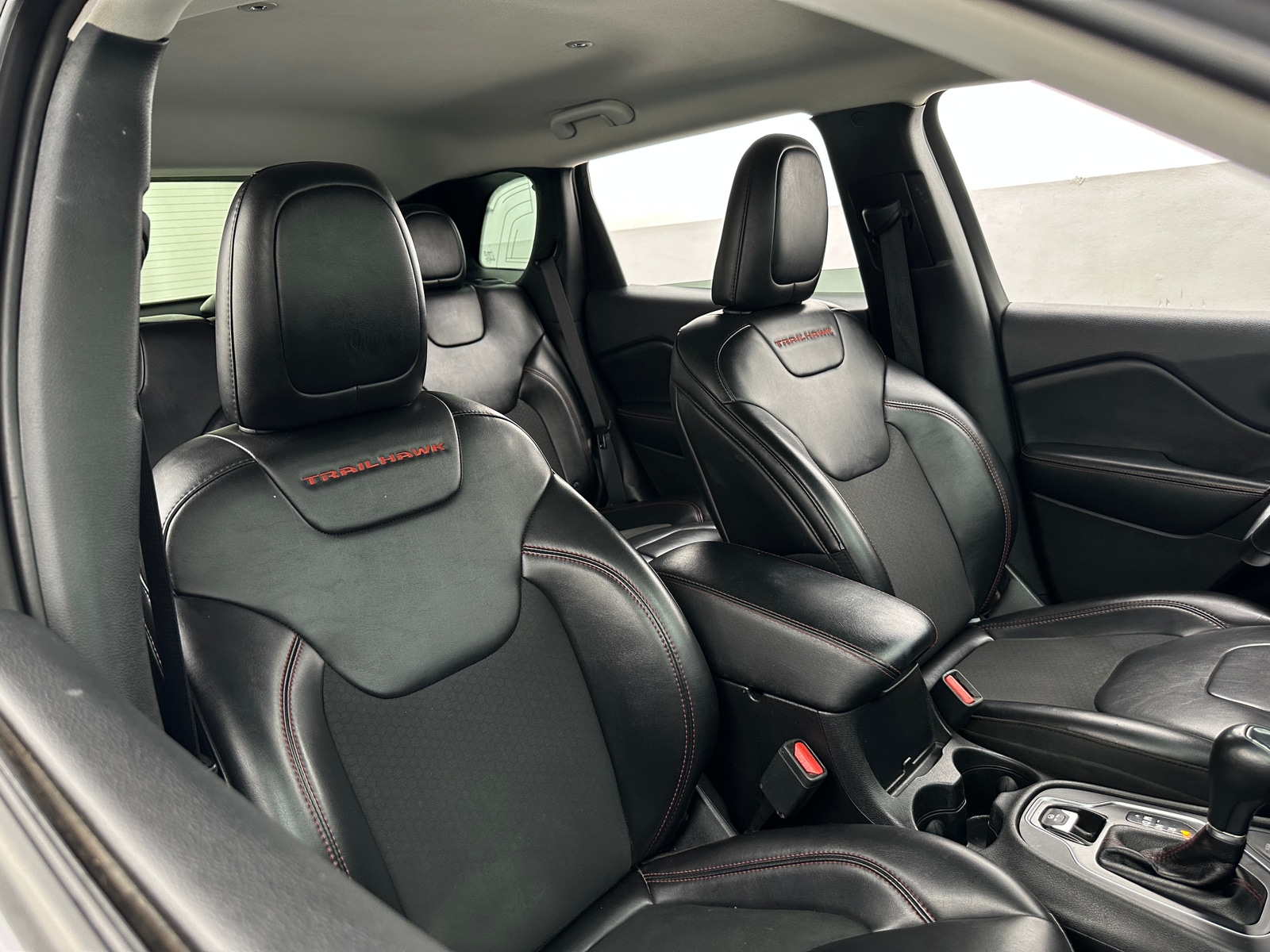 Thumbnail: 2019 Jeep Cherokee - 2