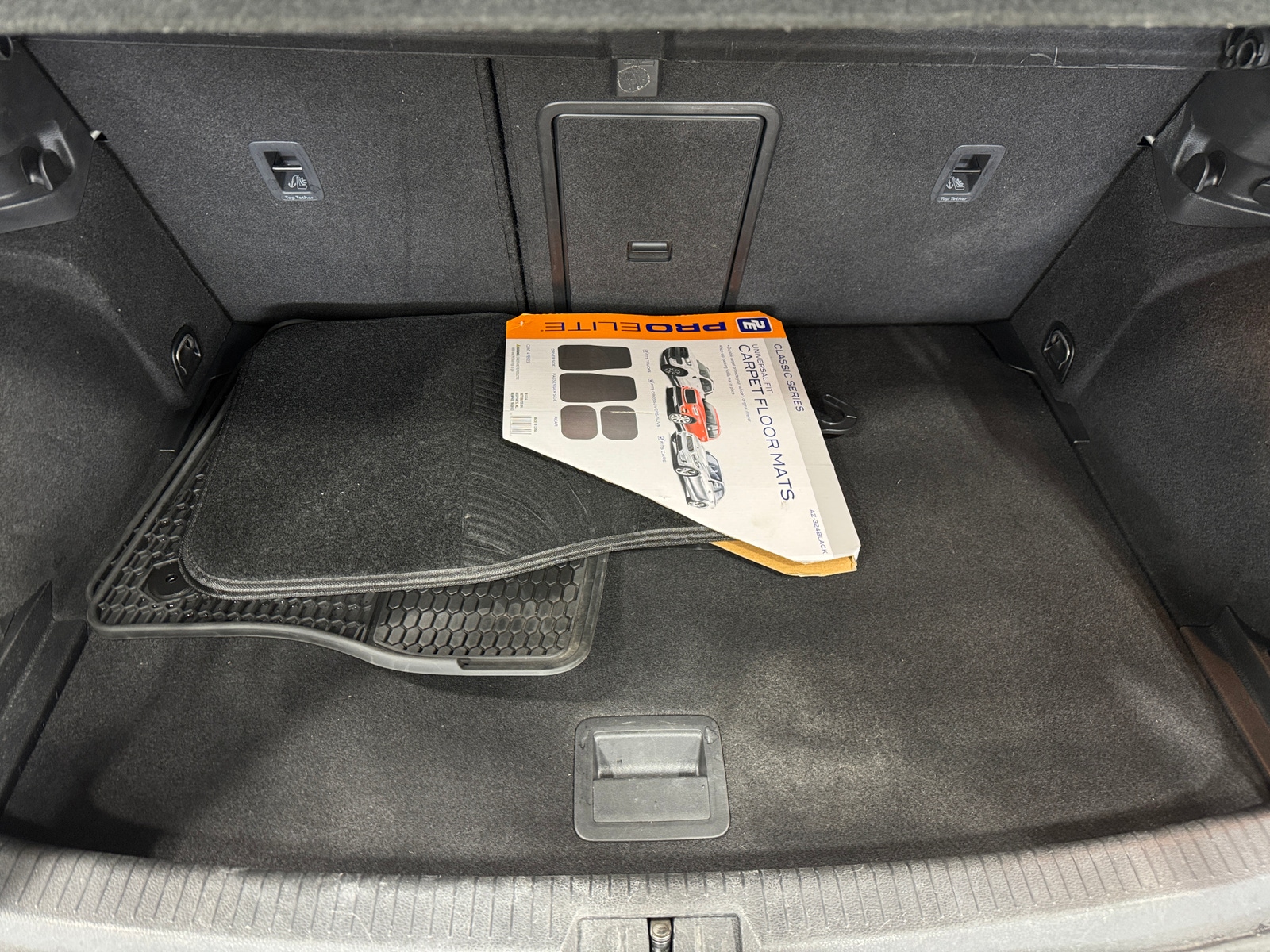 Thumbnail: 2015 Volkswagen Golf - 7