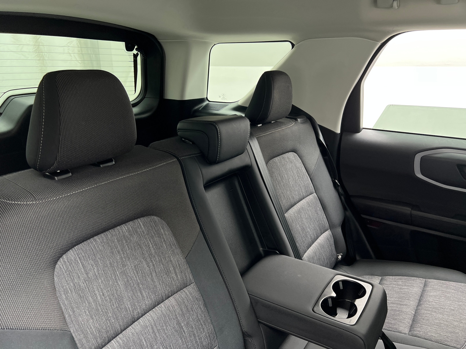 Thumbnail: 2022 Ford Bronco Sport - 6