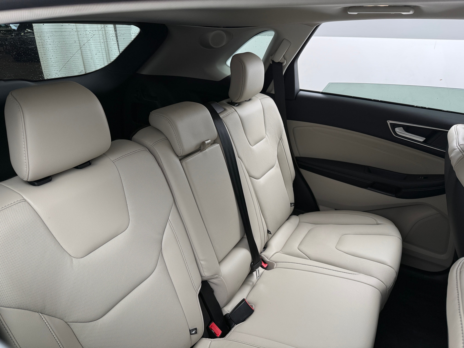 Thumbnail: 2021 Ford Edge - 5