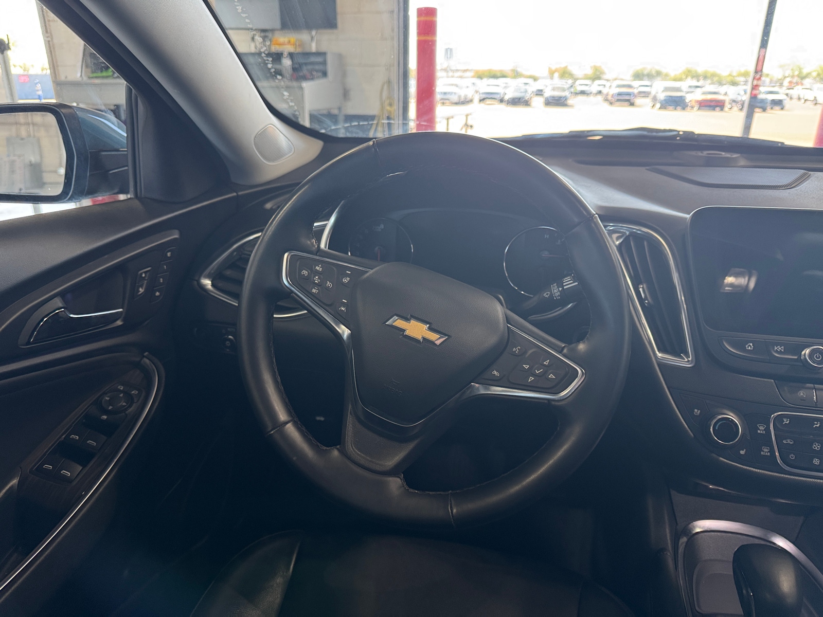 Thumbnail: 2024 Chevrolet Malibu - 4