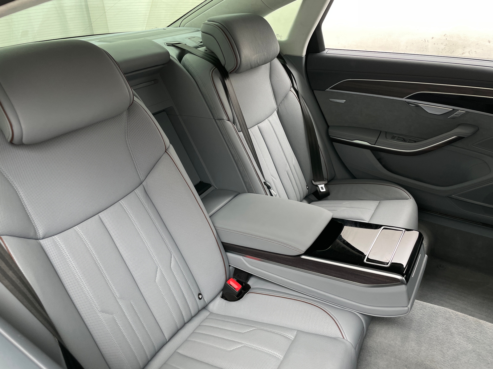 Thumbnail: 2020 Audi A8 - 5