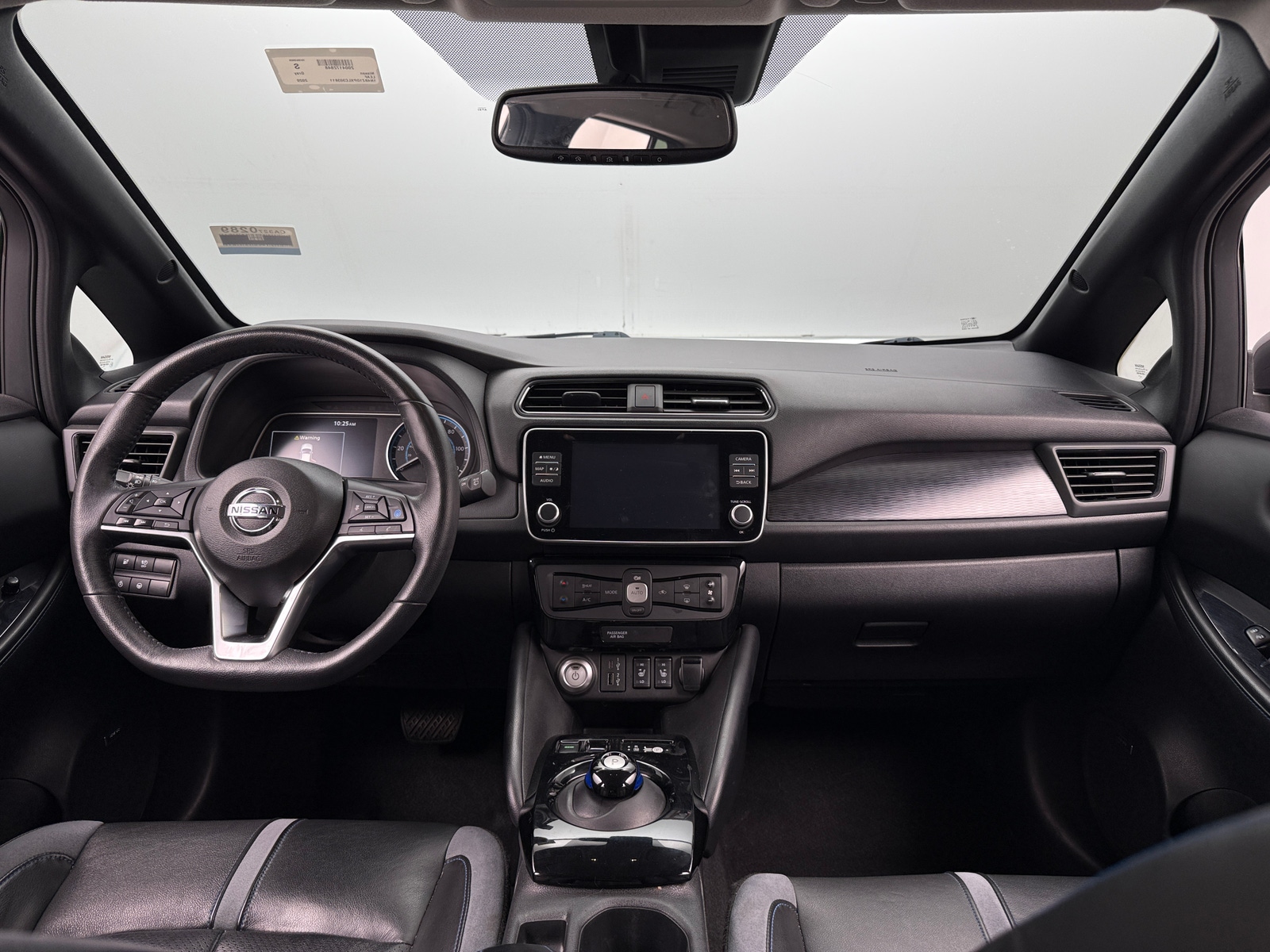 Thumbnail: 2020 Nissan Leaf - 2