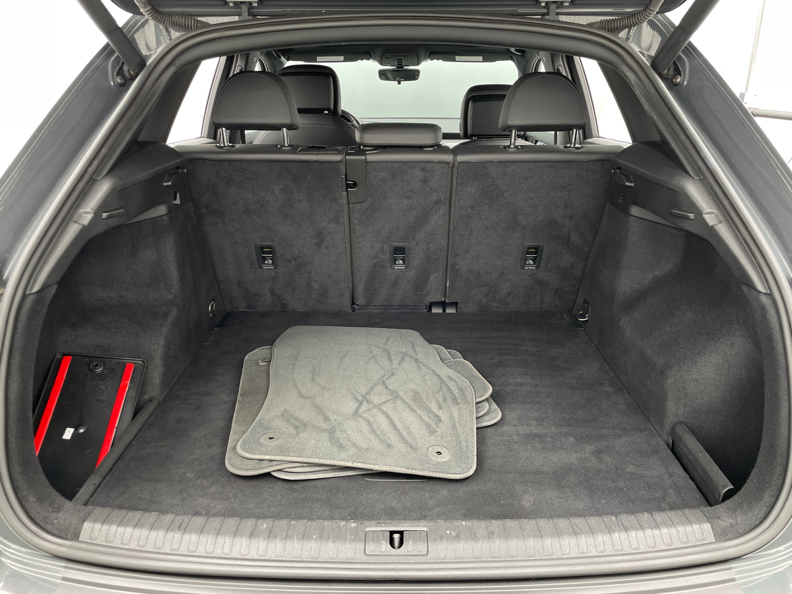 Thumbnail: 2020 Audi Q3 - 6