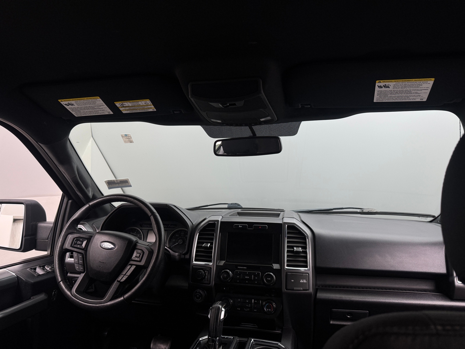 Thumbnail: 2016 Ford Econoline - 3