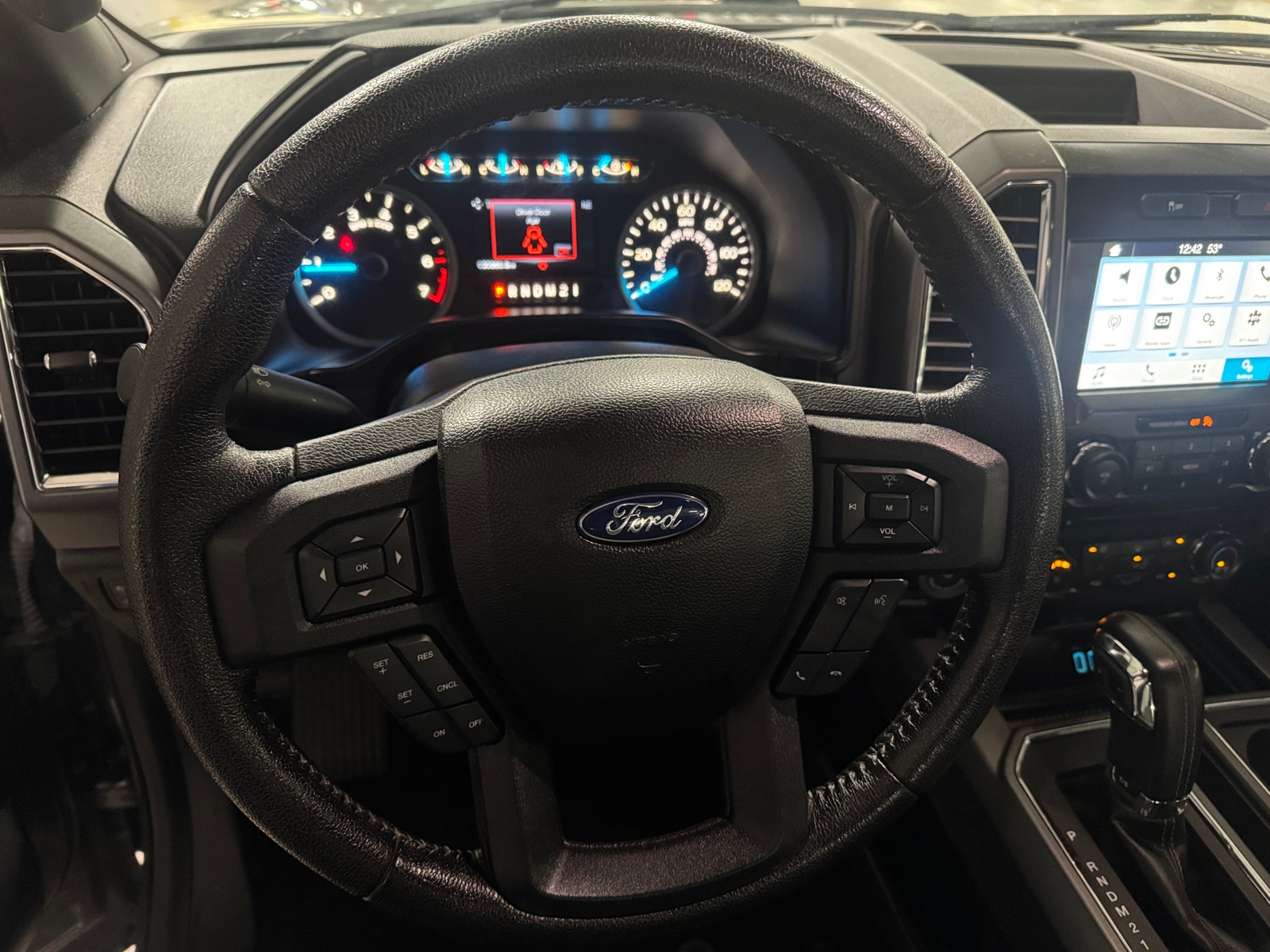 Thumbnail: 2016 Ford Econoline - 5