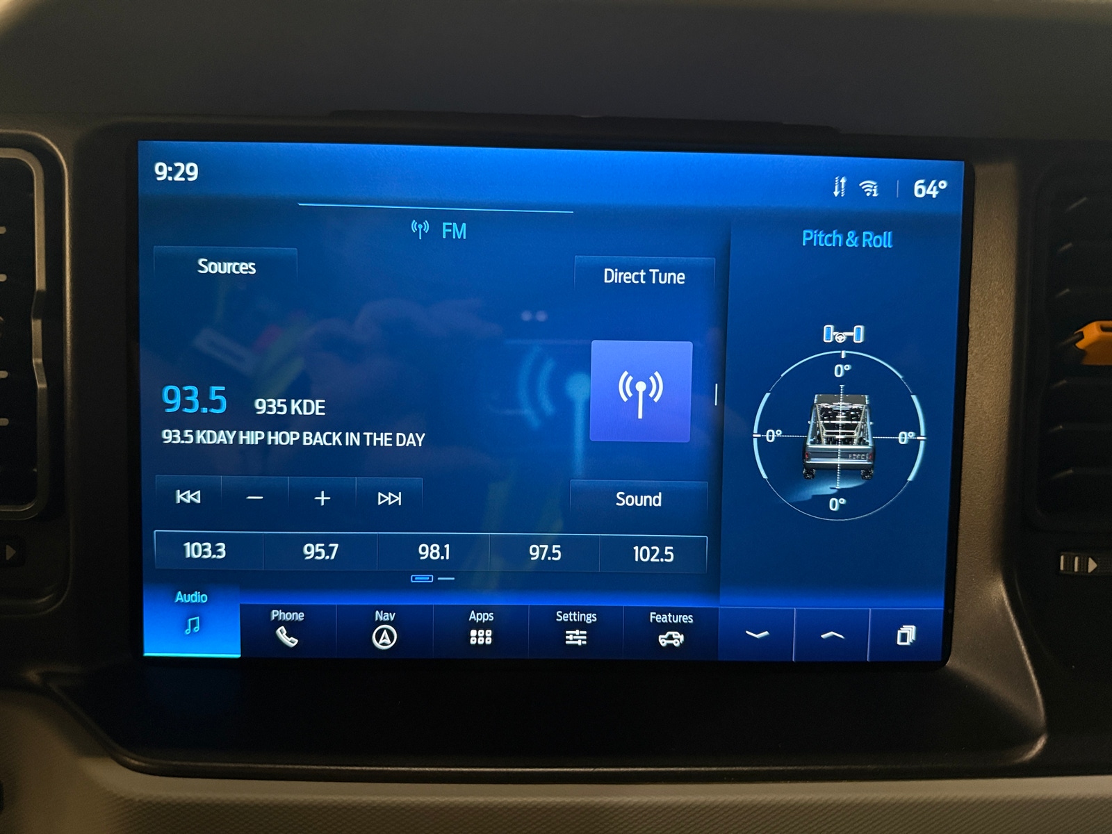 Thumbnail: 2023 Ford Bronco - 3