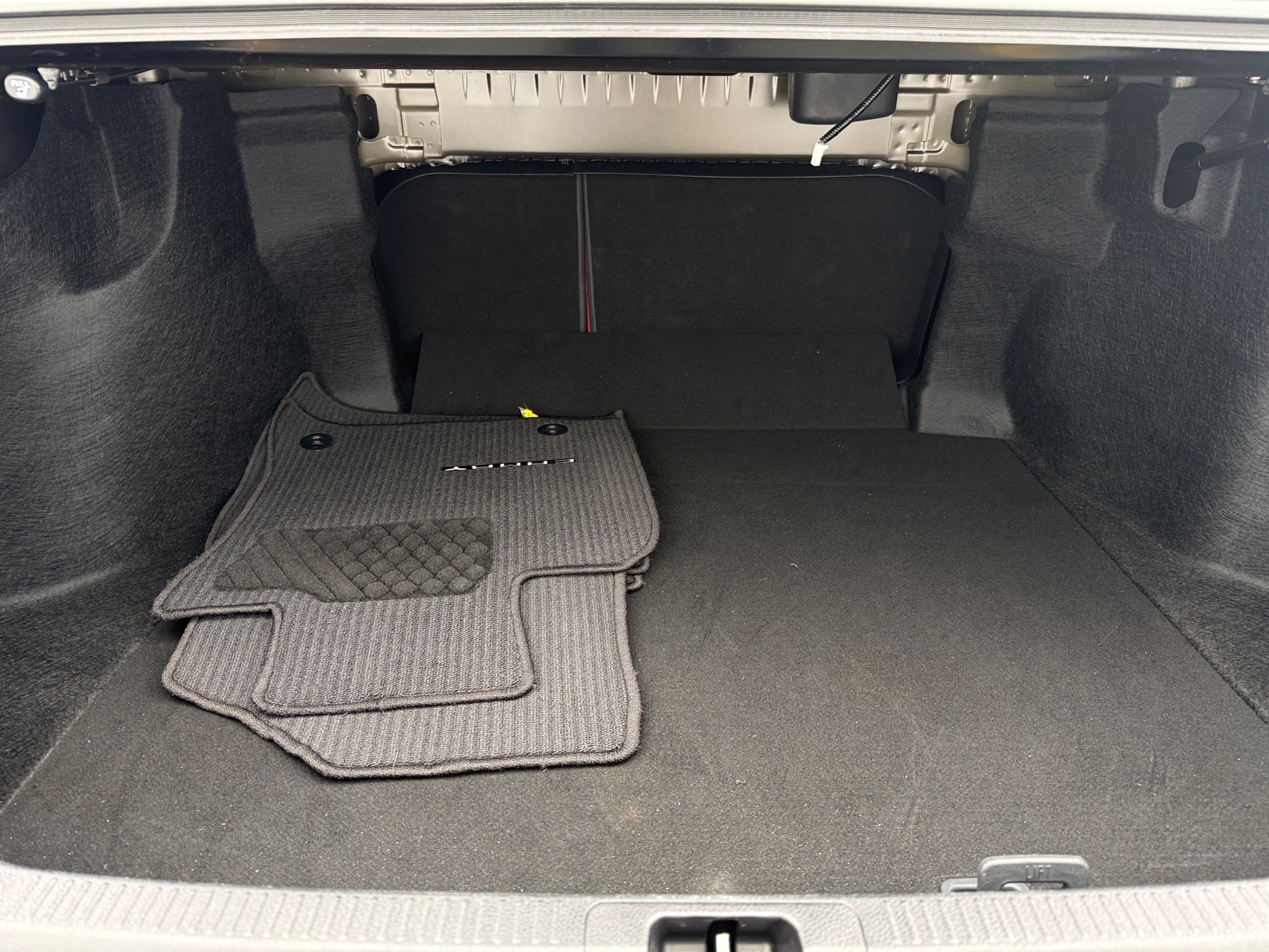 Thumbnail: 2019 Toyota Camry - 6