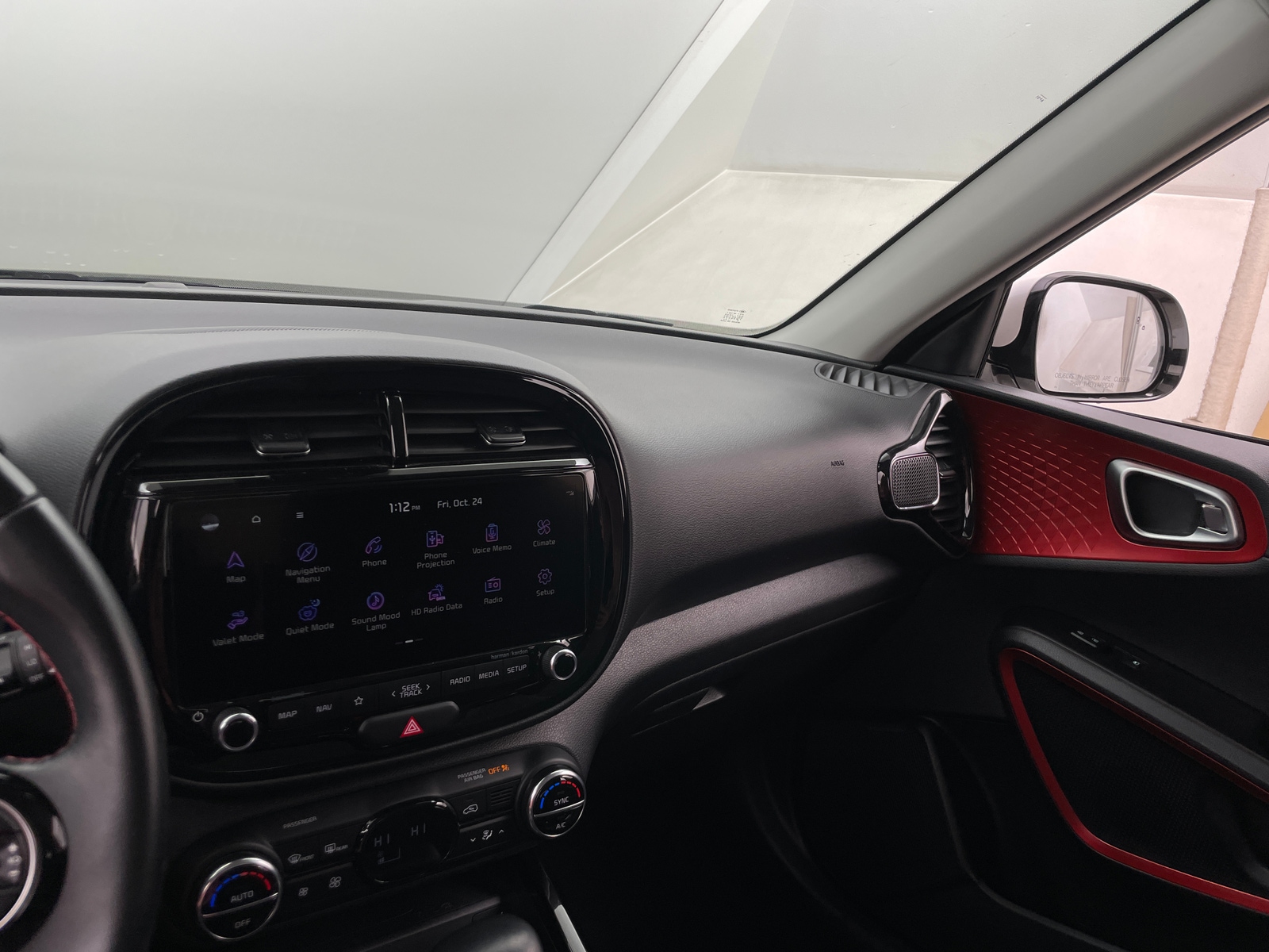 Thumbnail: 2023 Kia Soul - 4