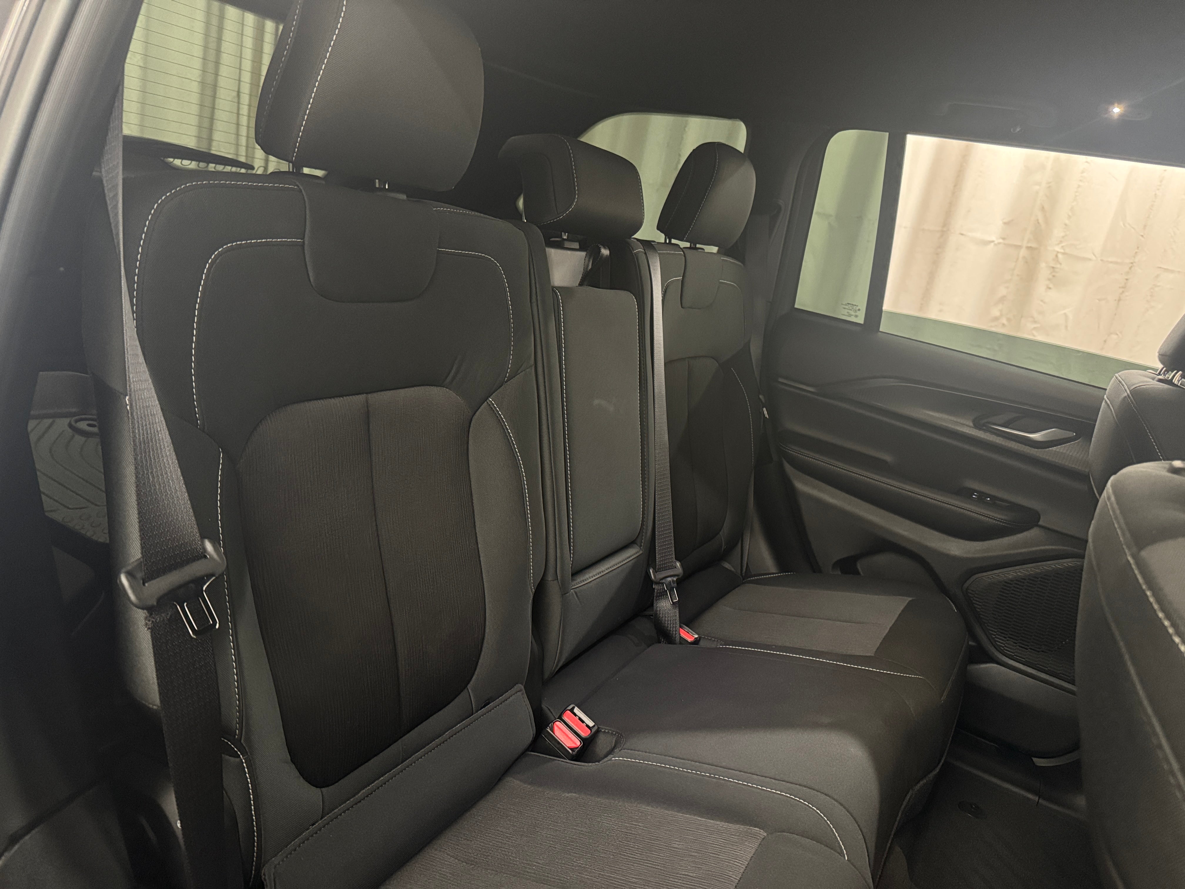 Image of 2024 Jeep Grand Cherokee Laredo