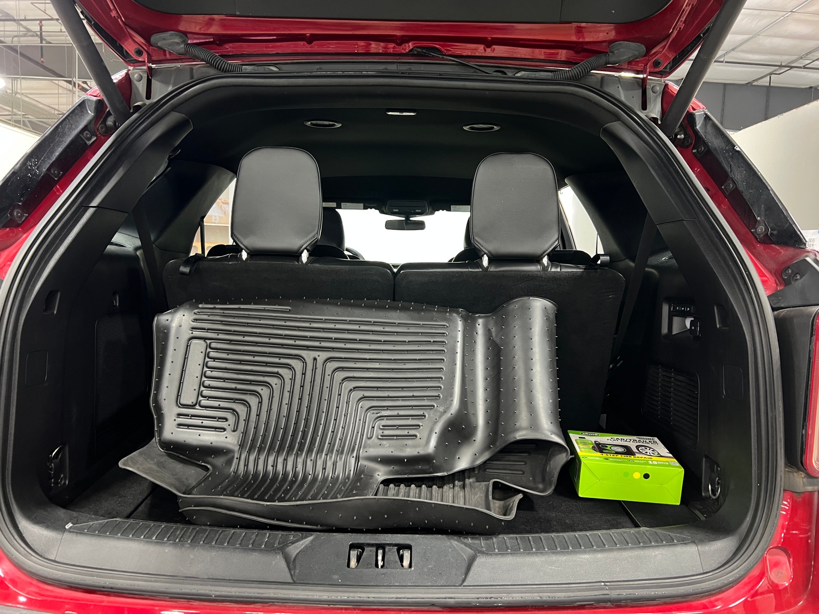 Thumbnail: 2020 Ford Explorer - 6