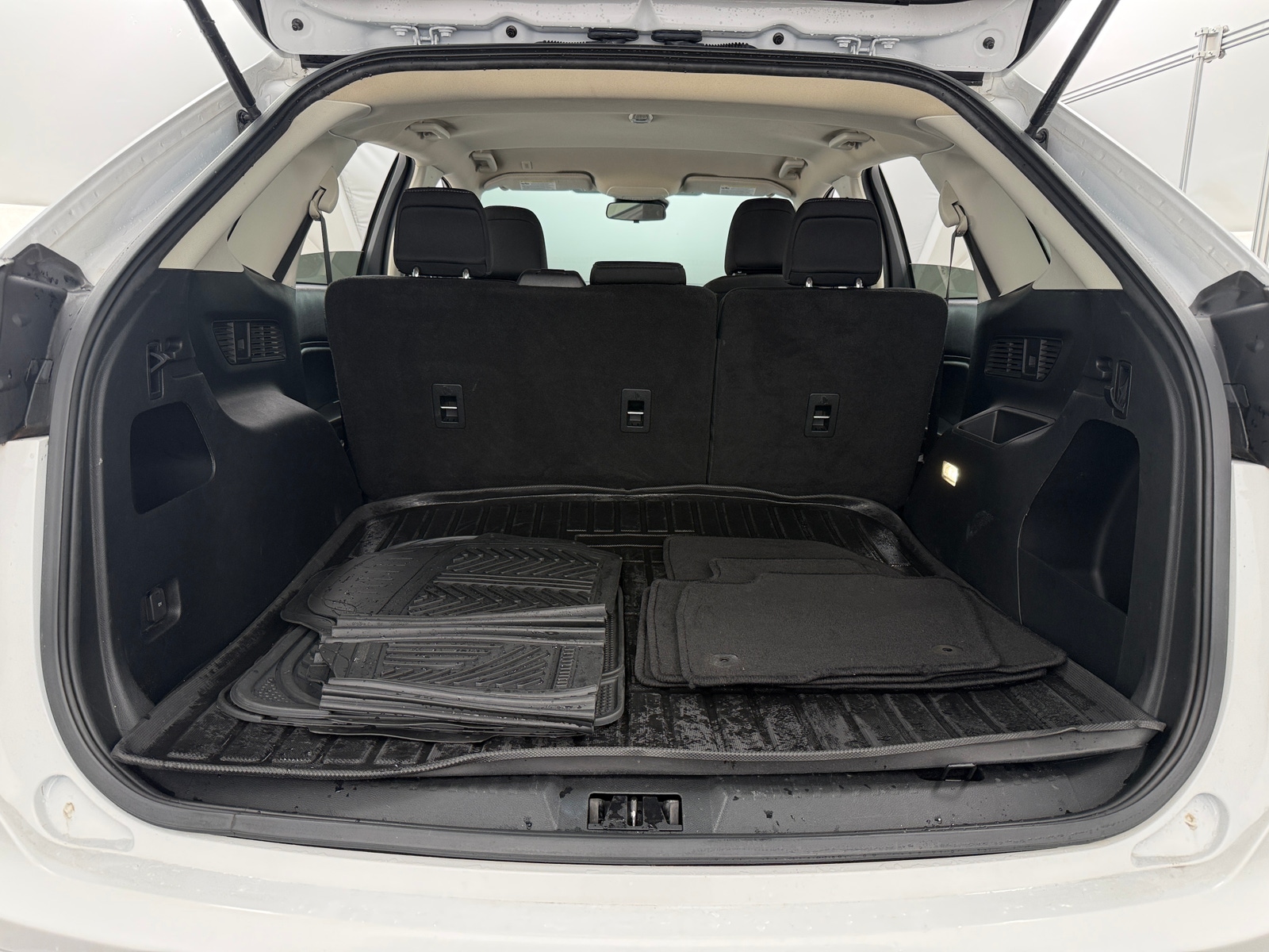 Thumbnail: 2022 Ford Edge - 7