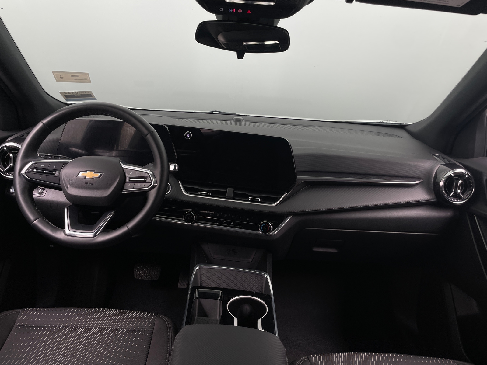 Thumbnail: 2025 Chevrolet Equinox - 3