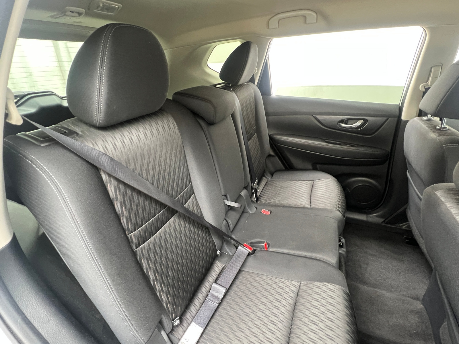 Thumbnail: 2017 Nissan Rogue - 6