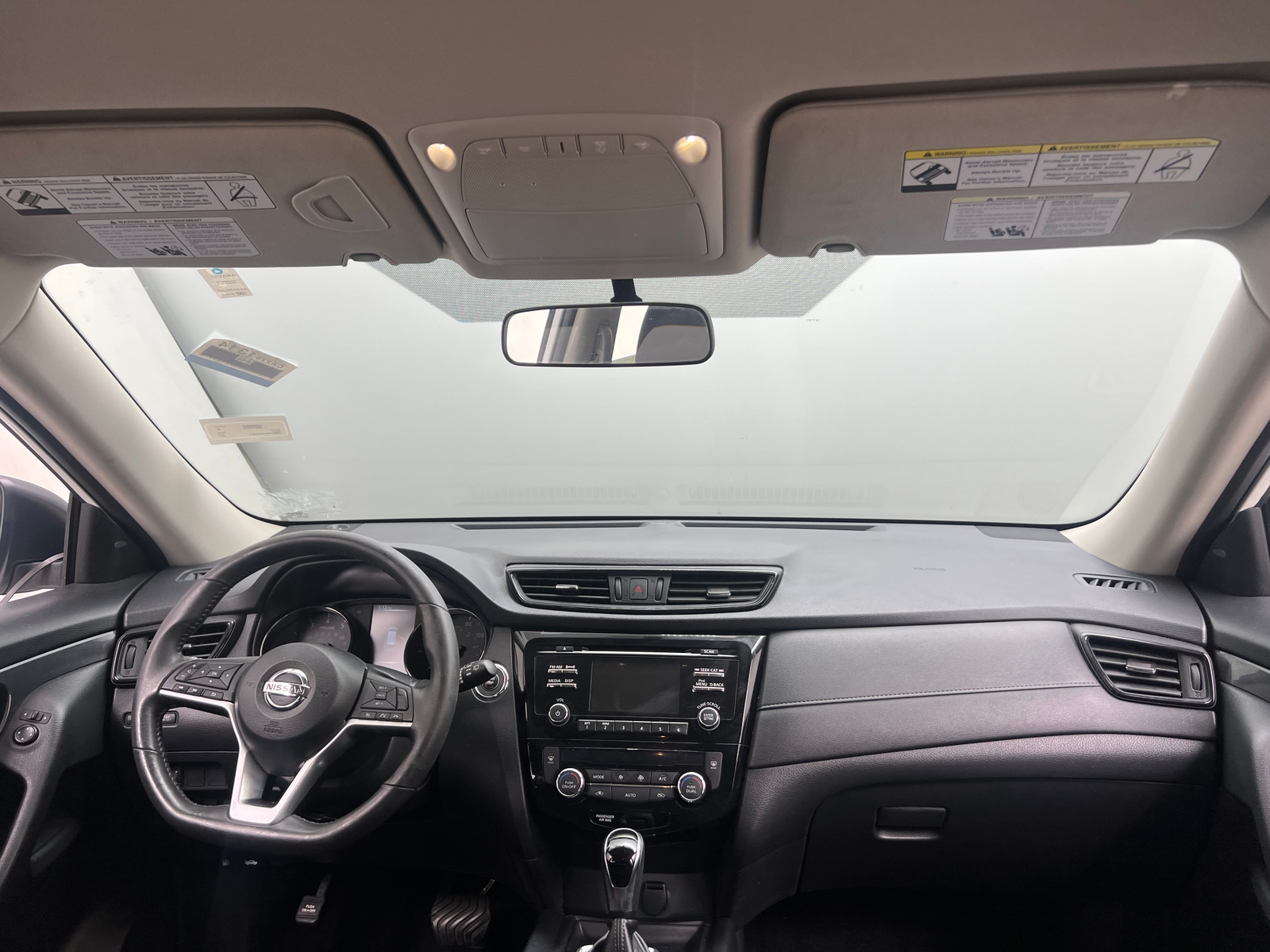 Thumbnail: 2017 Nissan Rogue - 3