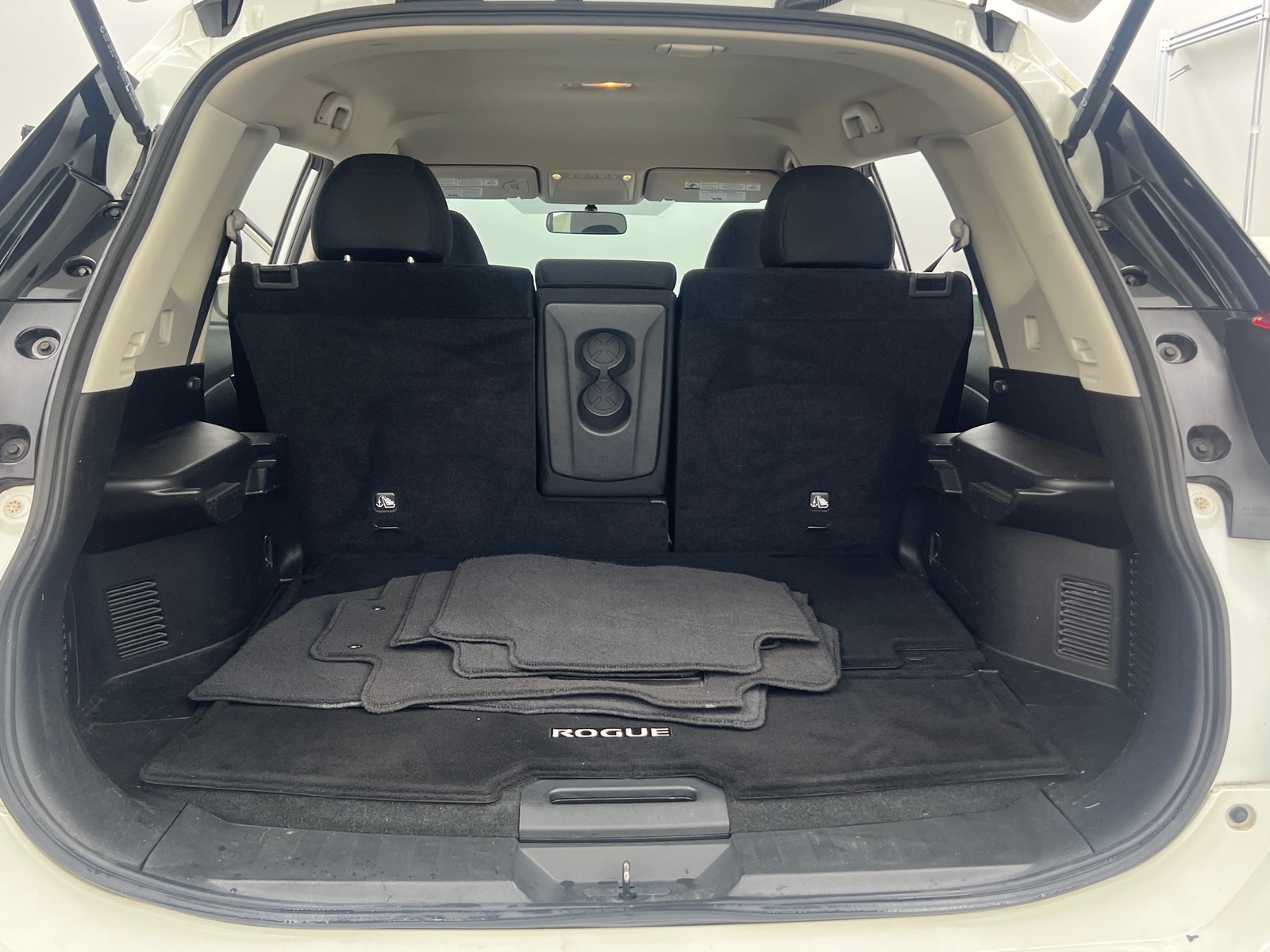 Thumbnail: 2017 Nissan Rogue - 7