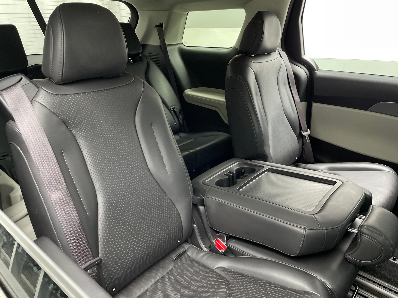 Thumbnail: 2024 Kia Carnival - 5