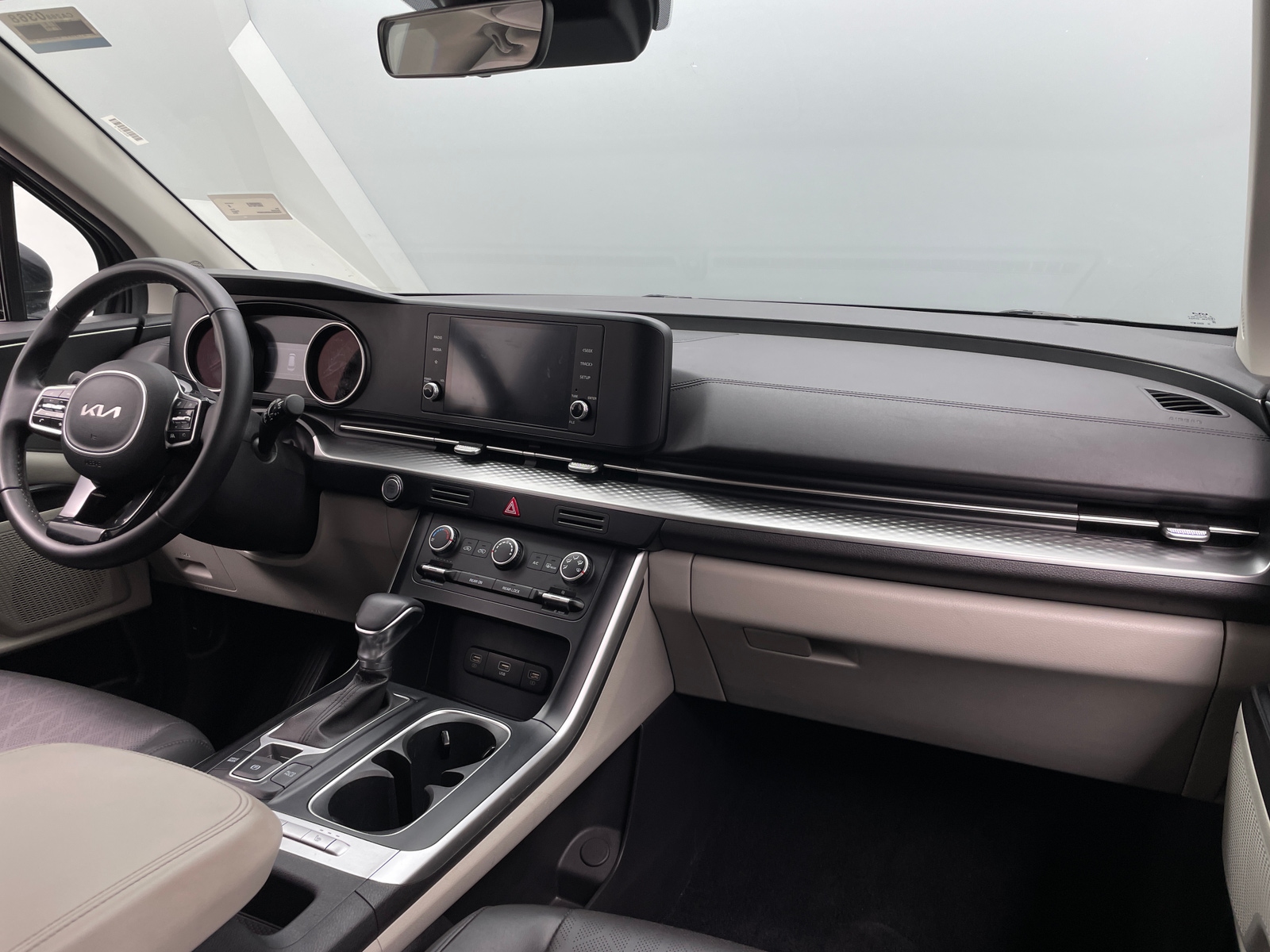 Thumbnail: 2024 Kia Carnival - 2