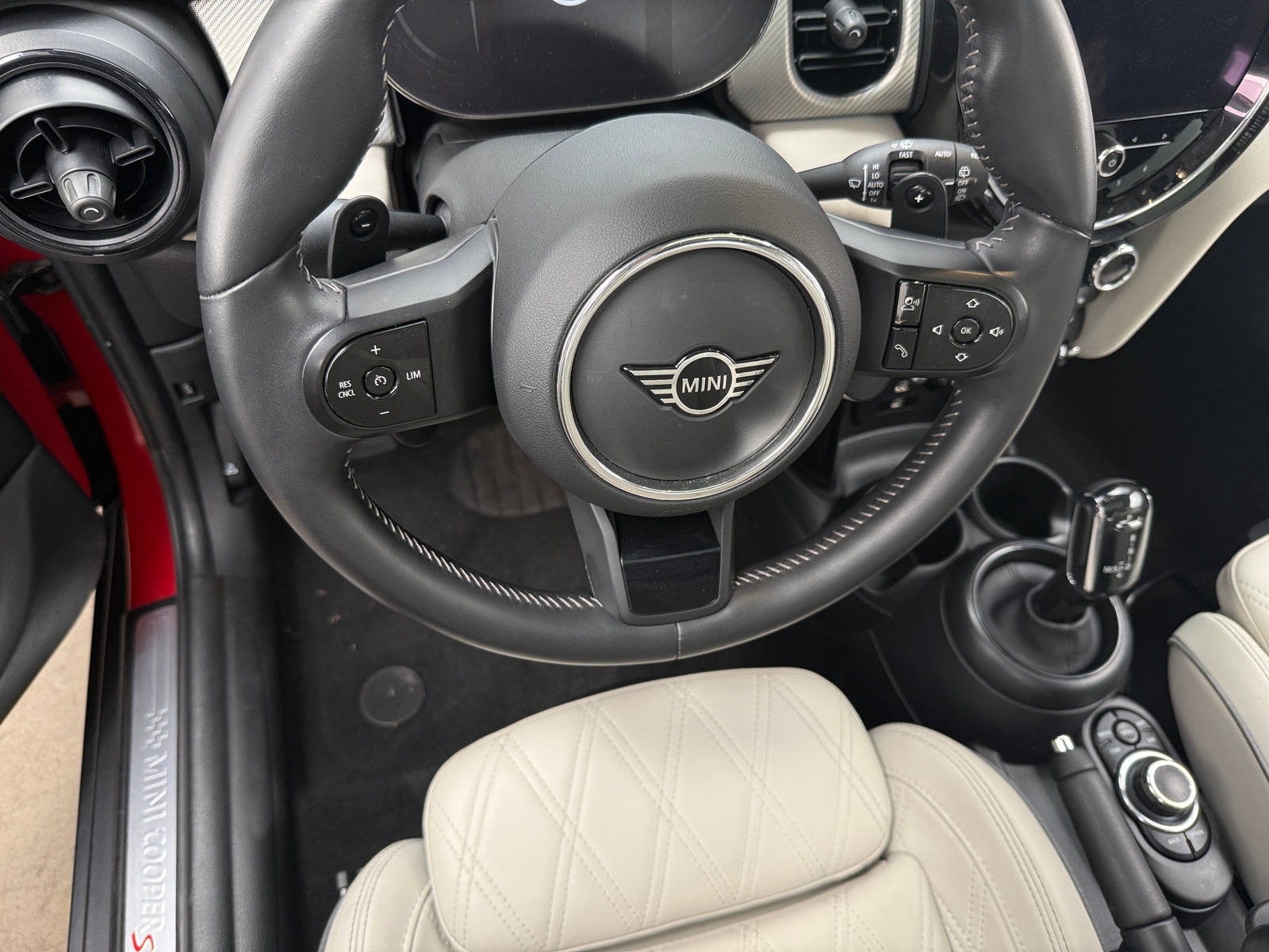 Thumbnail: 2024 MINI Cooper Hardtop - 4