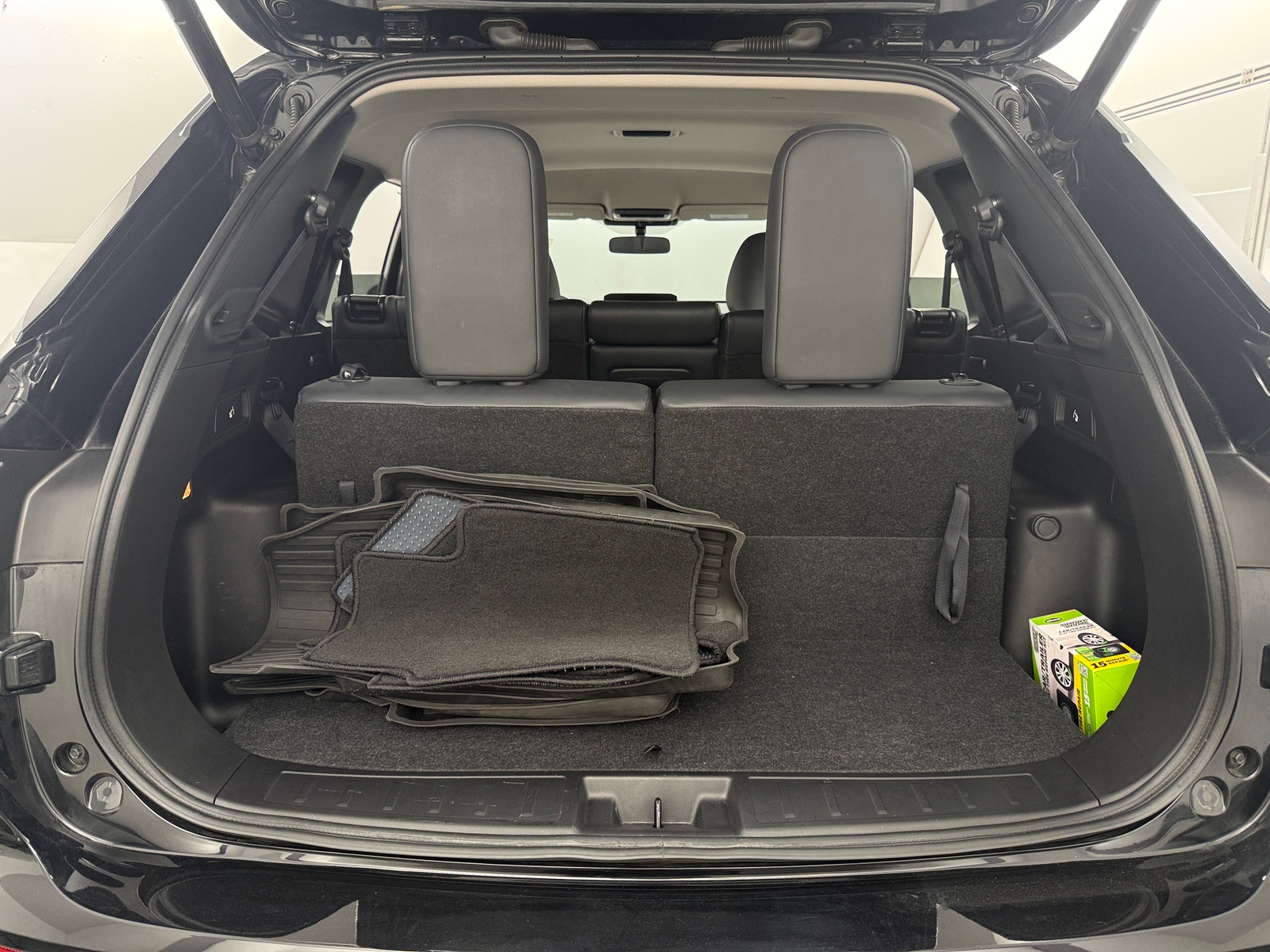 Thumbnail: 2024 Mitsubishi Outlander - 6