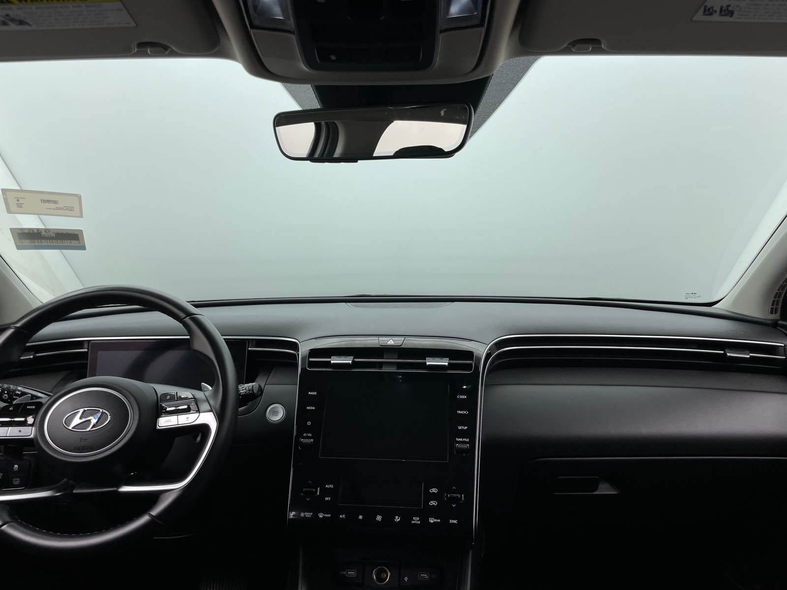 Thumbnail: 2022 Hyundai Tucson - 3